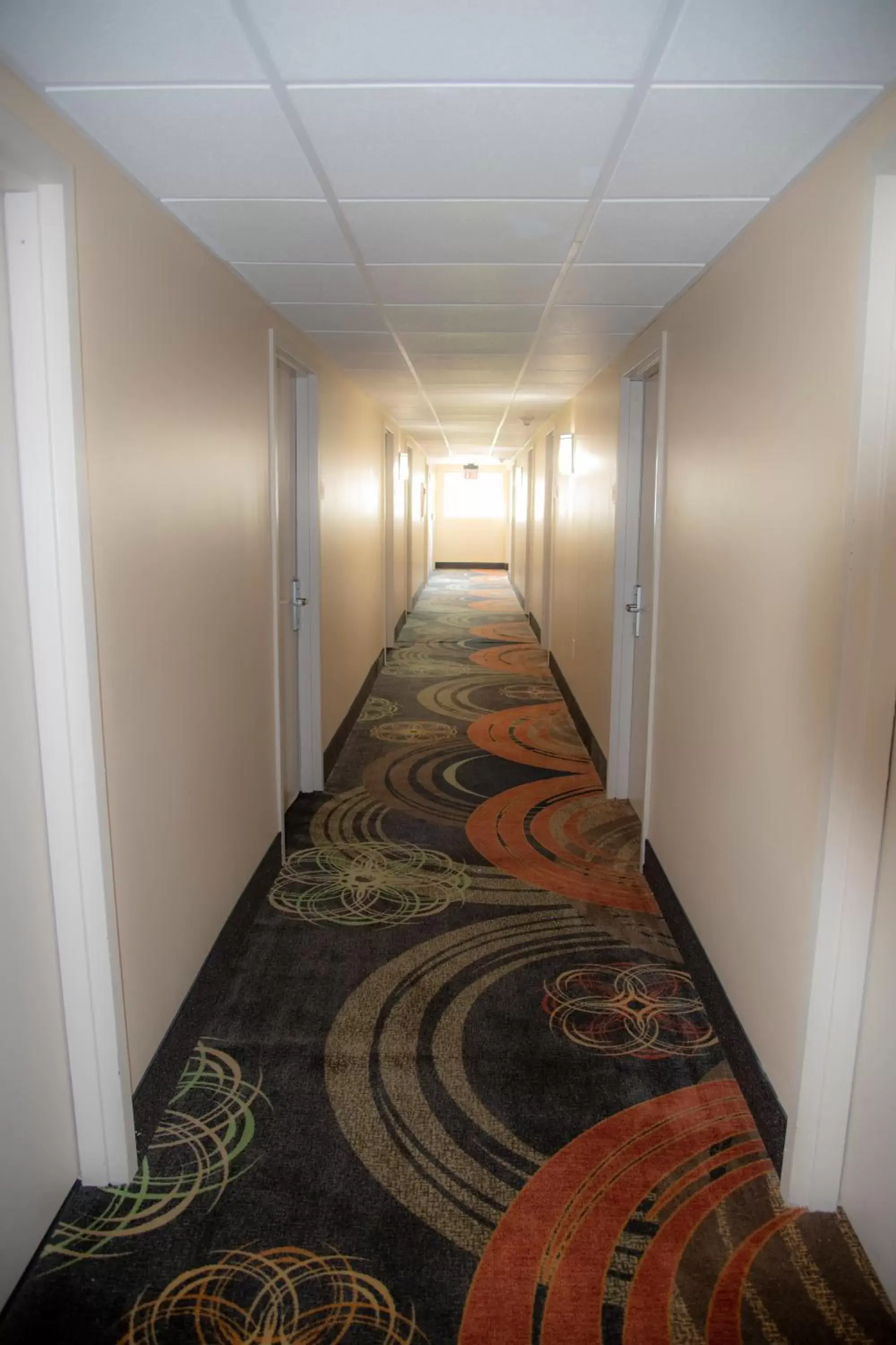 Lobby or reception in Howard Johnson by Wyndham Allentown/Dorney Hotel & Suites