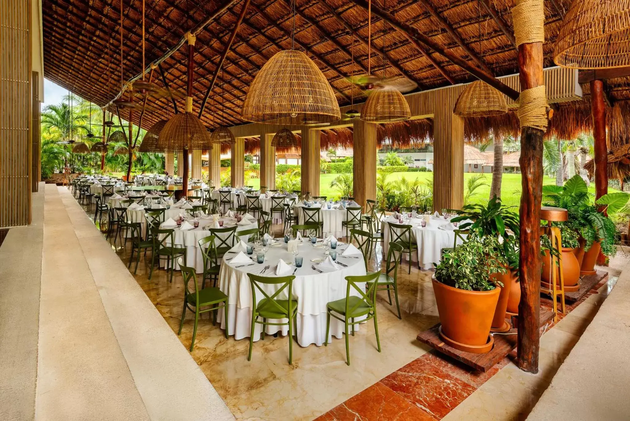 Meeting/conference room, Restaurant/Places to Eat in InterContinental Presidente Cancun Resort