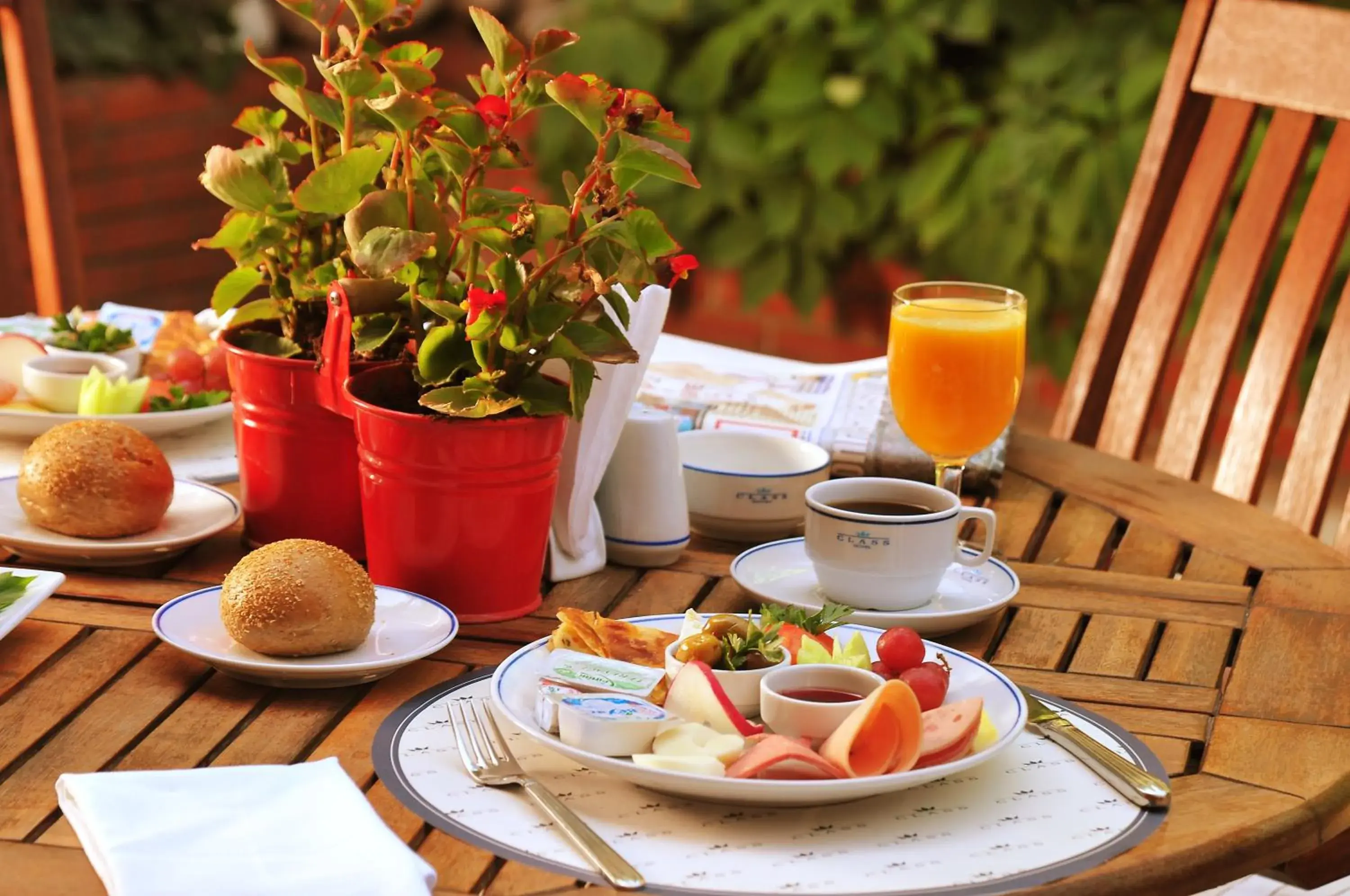 Restaurant/places to eat in Class Hotel Restaurant/places to eat in Class Hotel