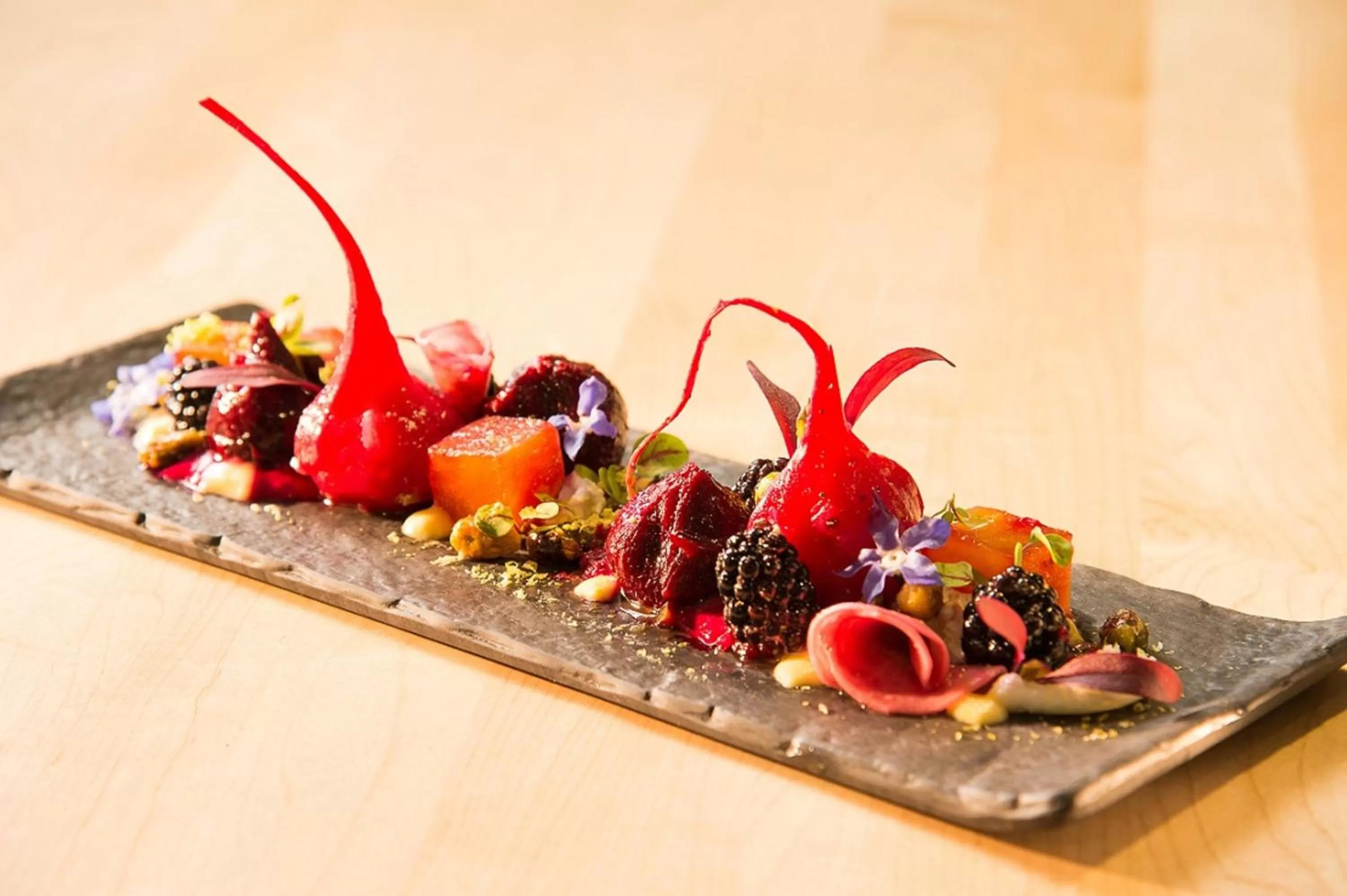 Restaurant/places to eat in Hotel Indigo Traverse City by IHG