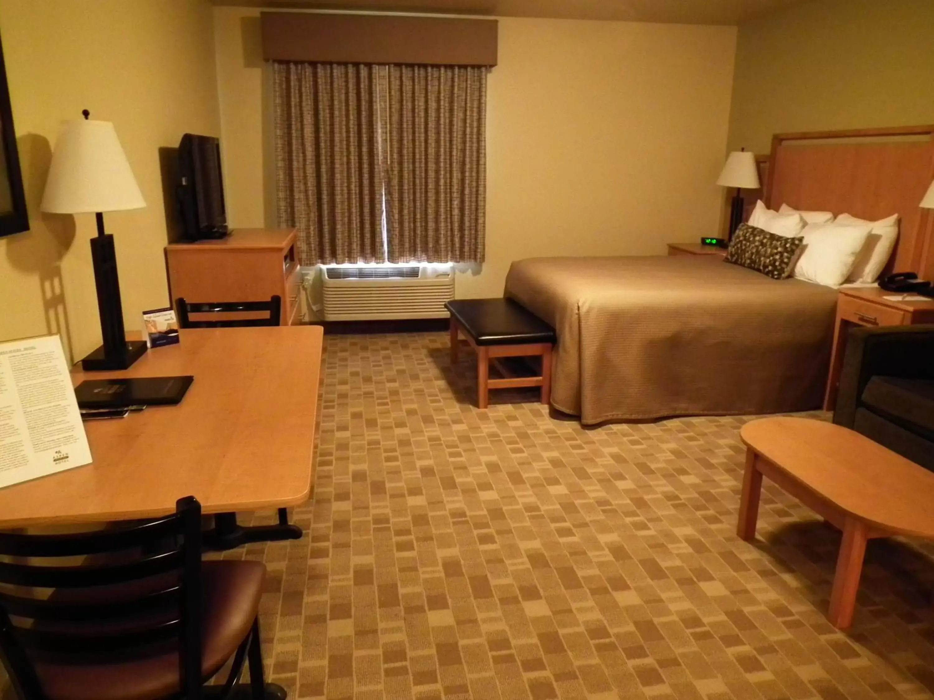 Photo of the whole room in Aspen Suites Hotel Juneau