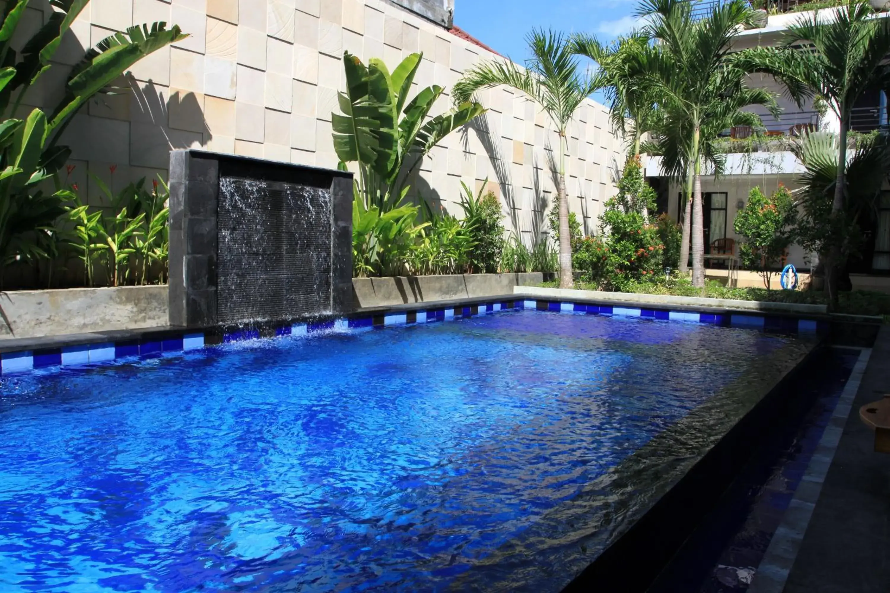 Swimming Pool in Mansu Hotel and Spa Legian