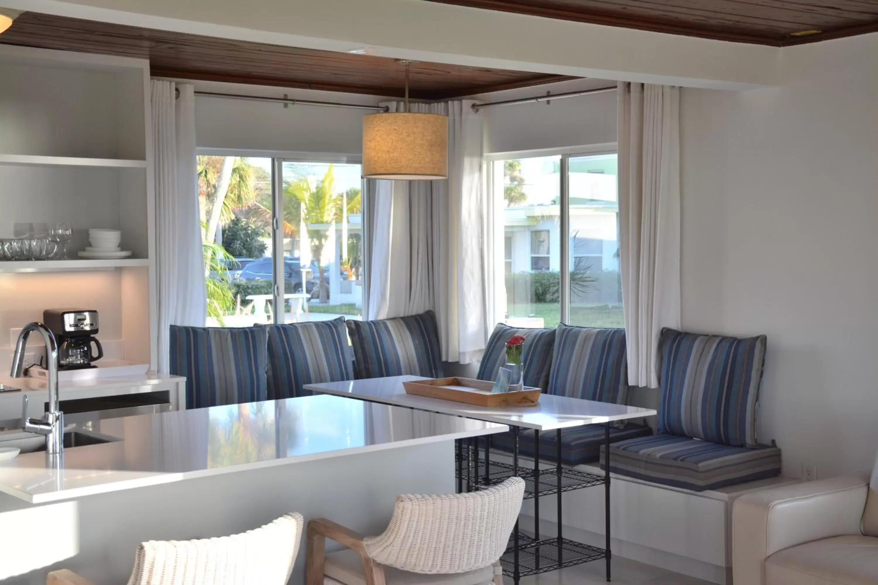 Kitchen or kitchenette, Seating Area in Casey Key Resort - Gulf Shores