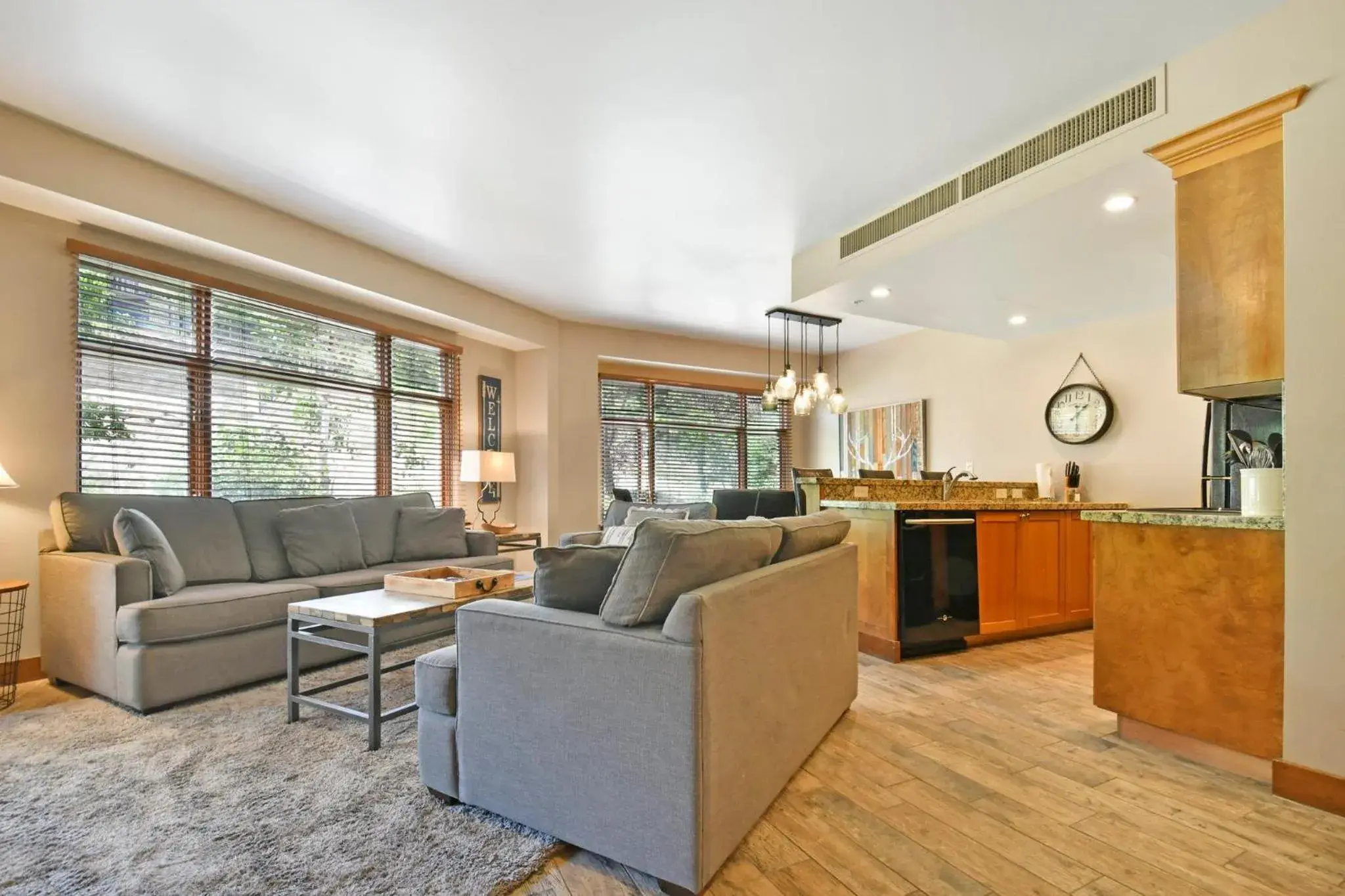 Living room, Seating Area in Sundial Lodge Park City - Canyons Village