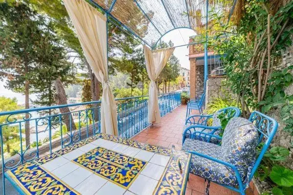 Balcony/Terrace in ToviMar Apartments