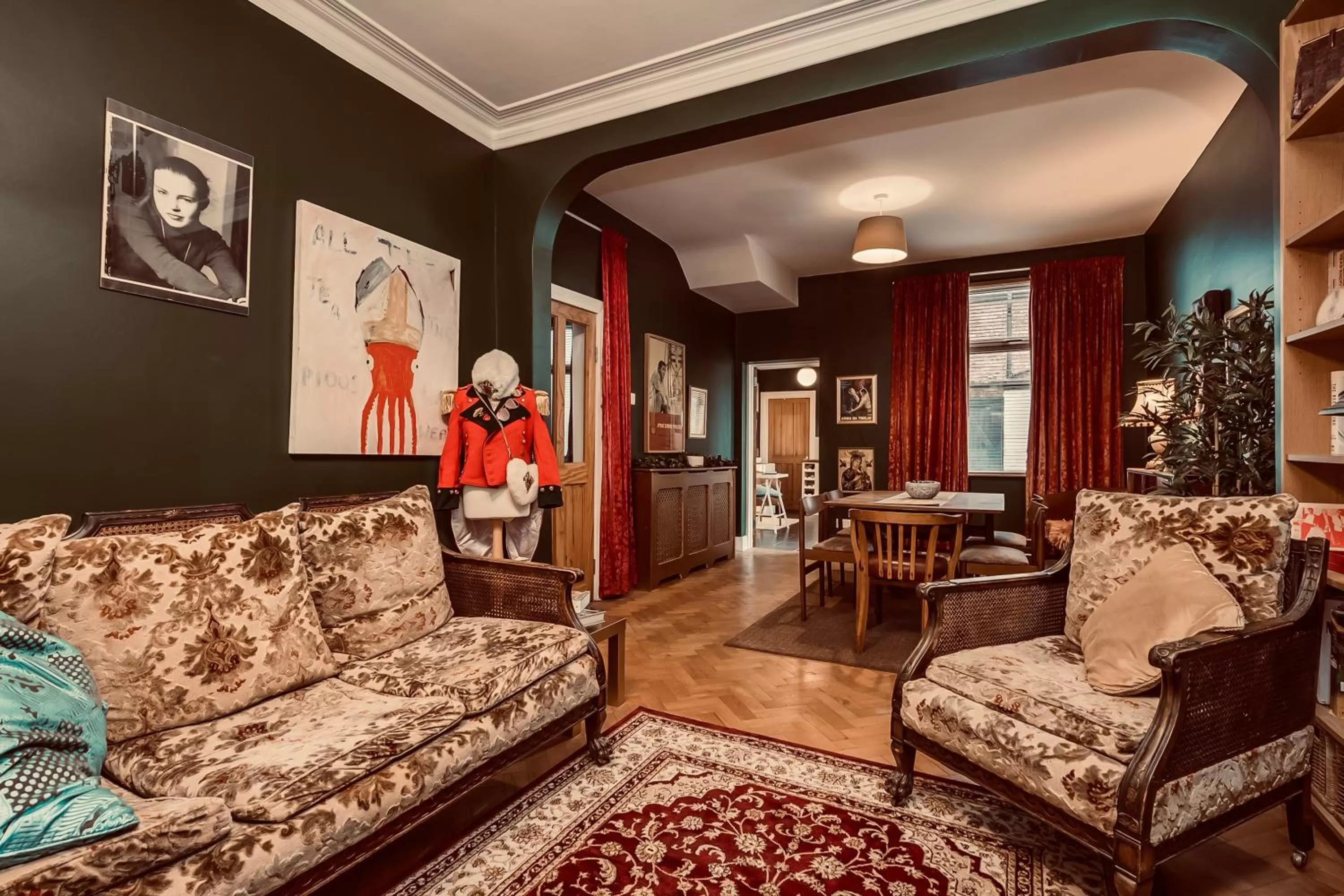 Communal lounge/ TV room, Seating Area in Beautiful B&B On The Park