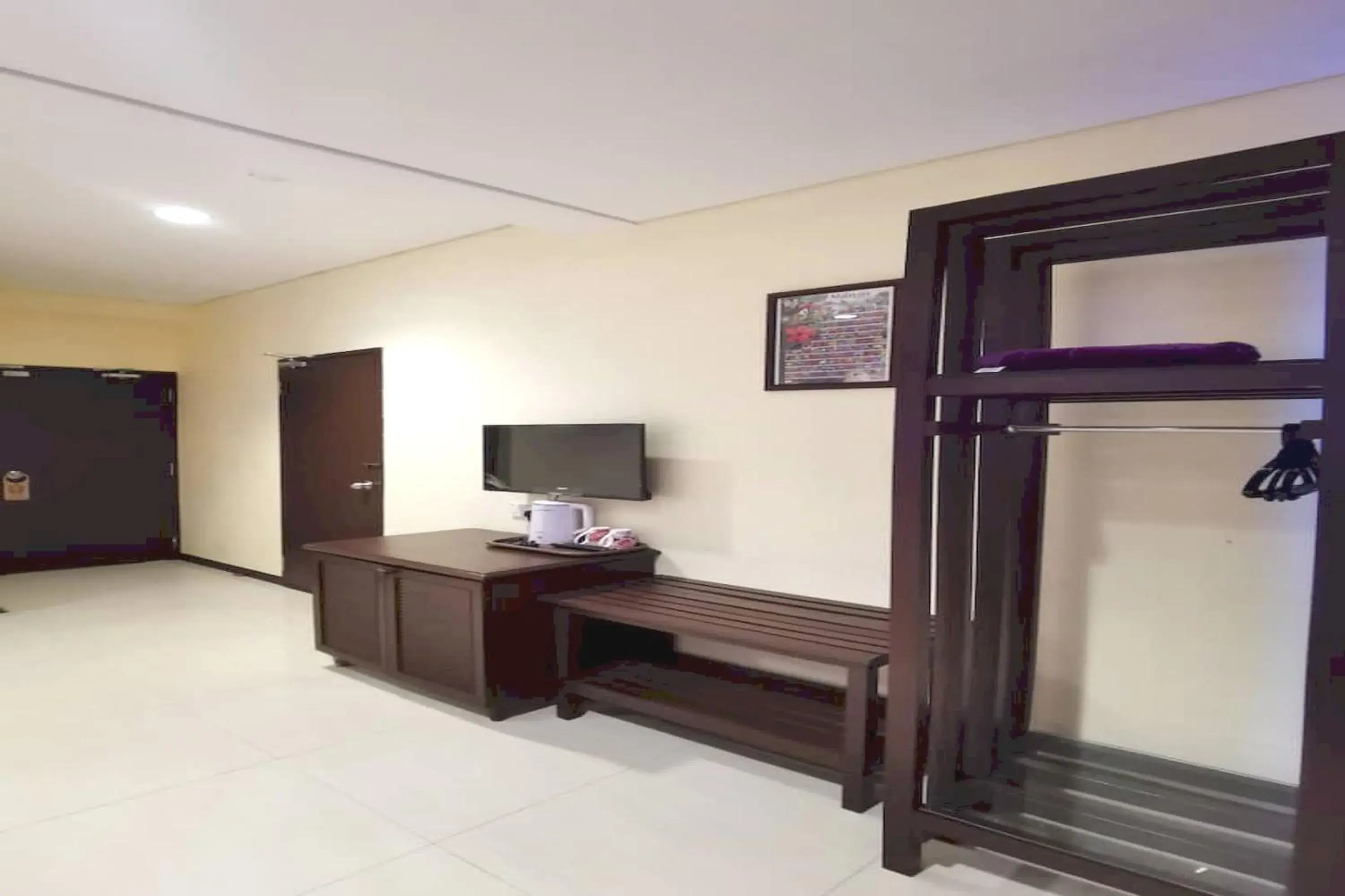 TV and multimedia, TV/Entertainment Center in Pavilion Inn Hotel Lumut