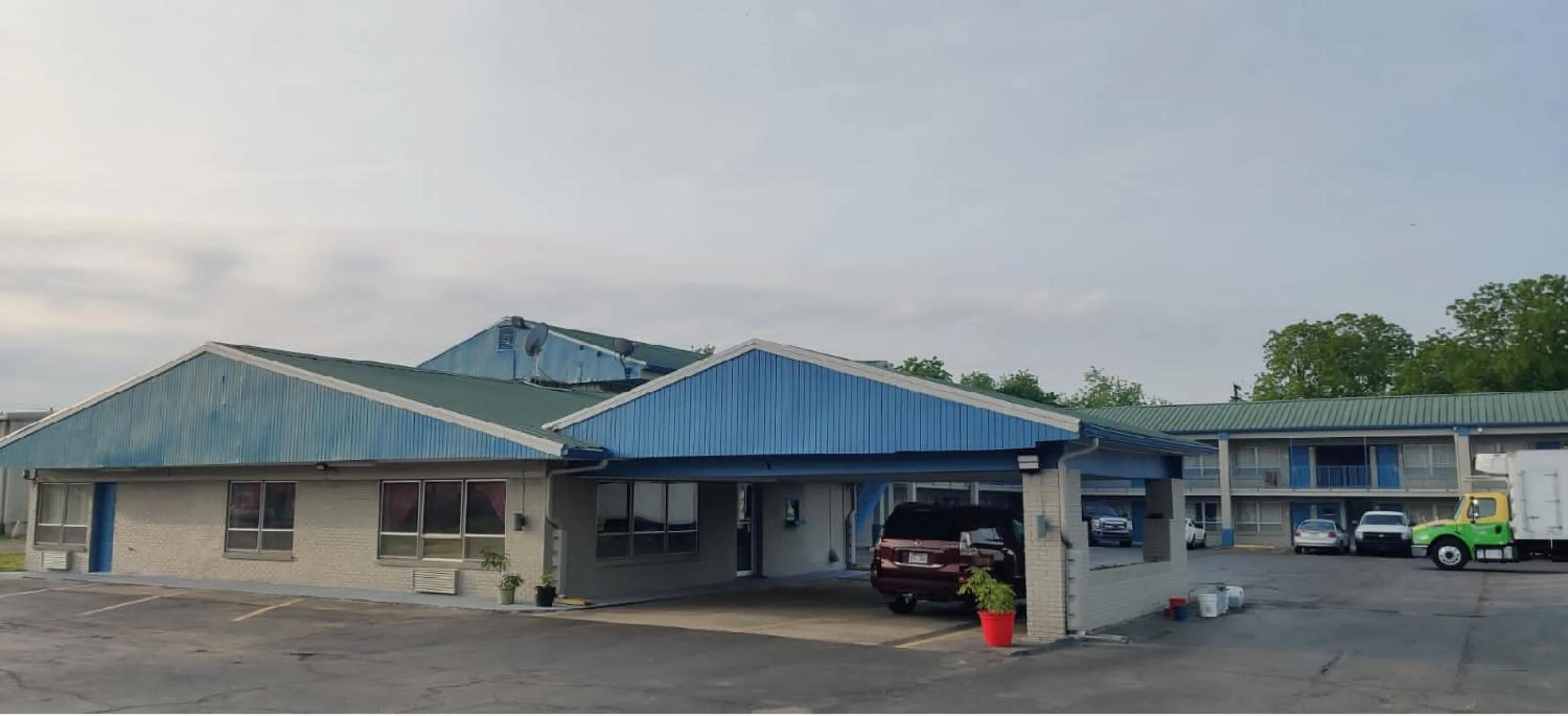 Facade/entrance in FairBridge Inn Express Stuttgart