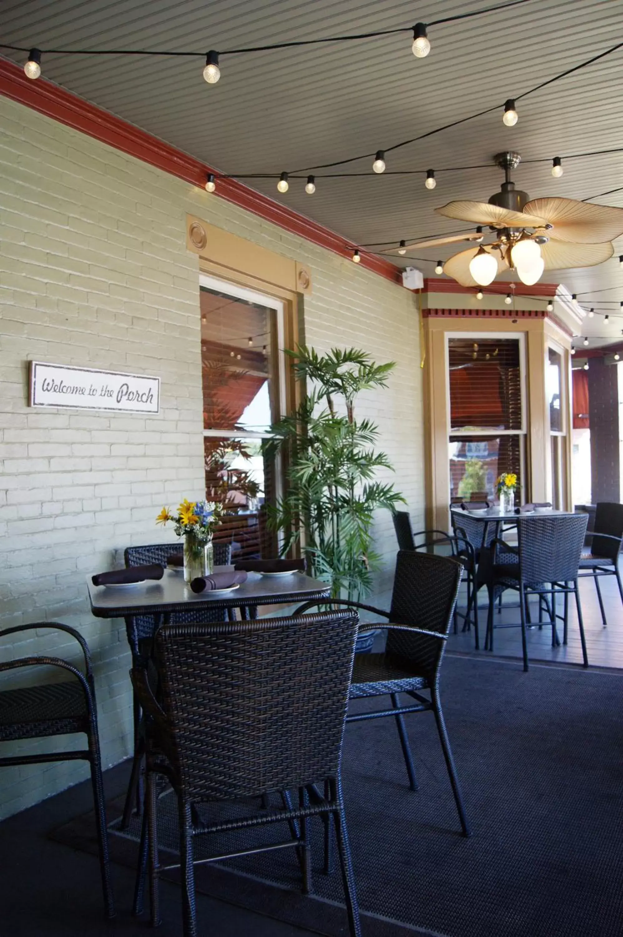 Property building in Altland House Inn & Suites Property building in Altland House Inn & Suites