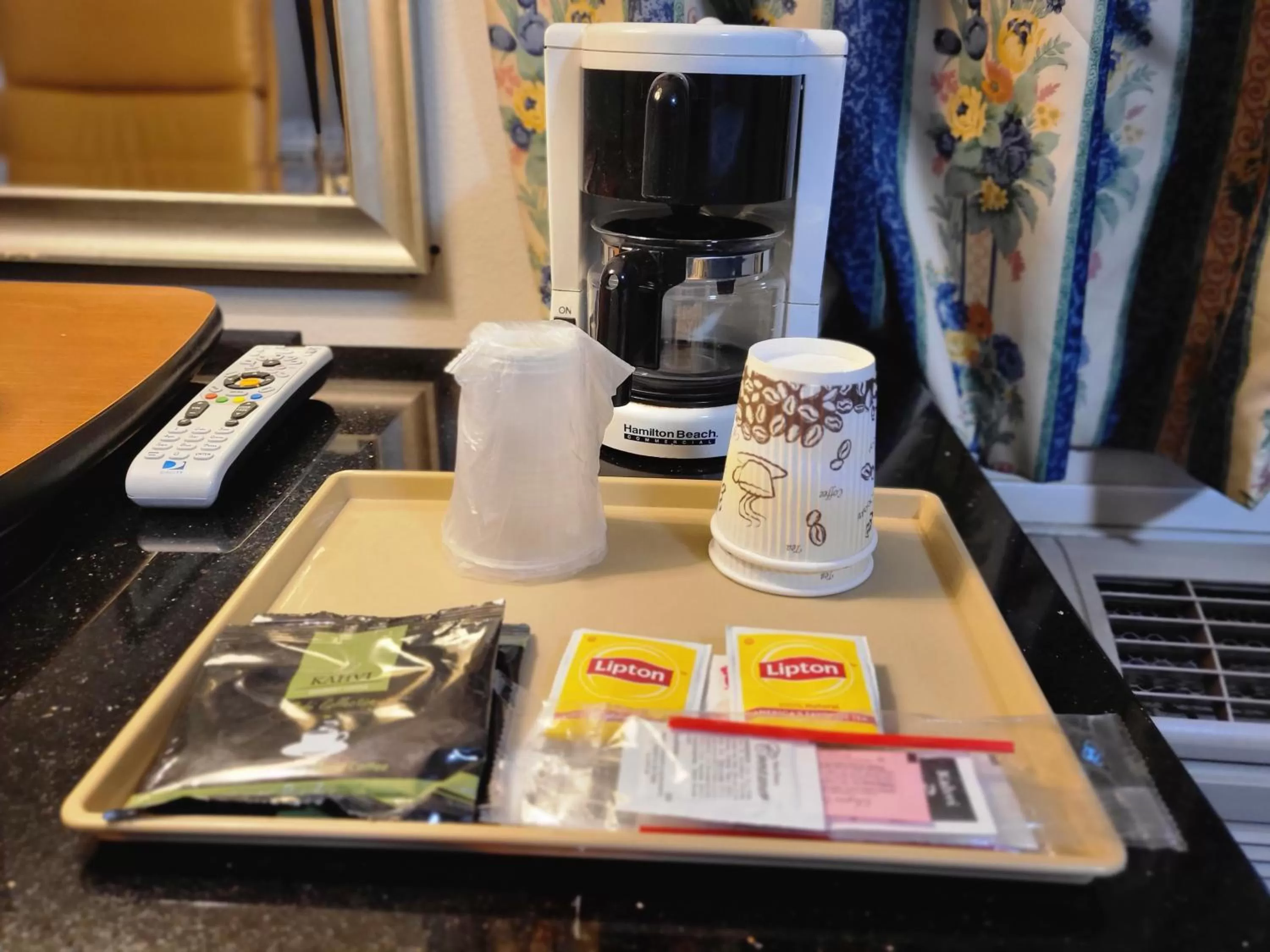 Coffee/tea facilities in Star Inn On Route 66, Barstow