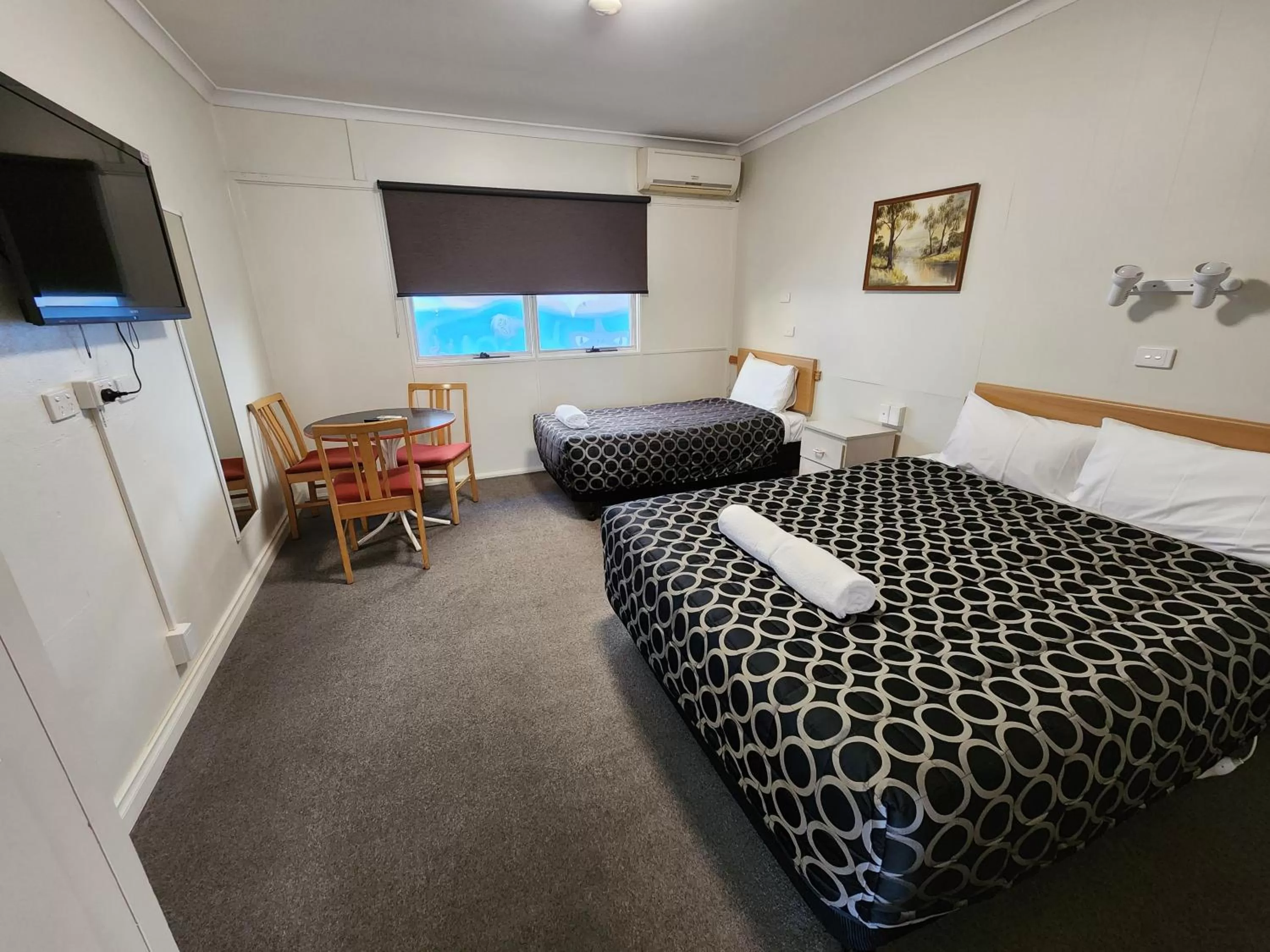 Bed in Hume Inn Motel Albury CBD