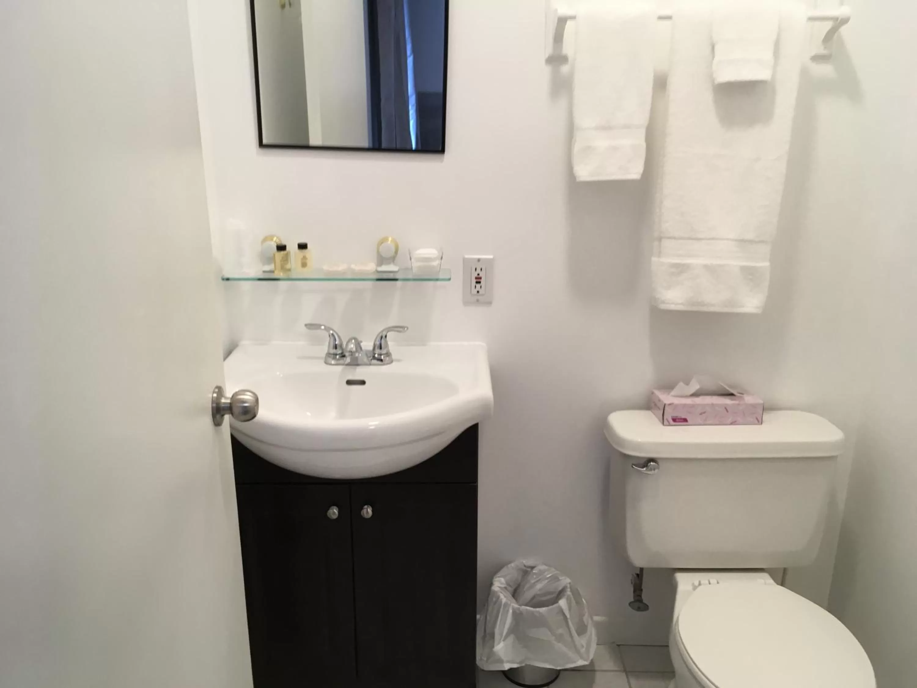 Bathroom in Auberge Valcartier - Par Aneyro