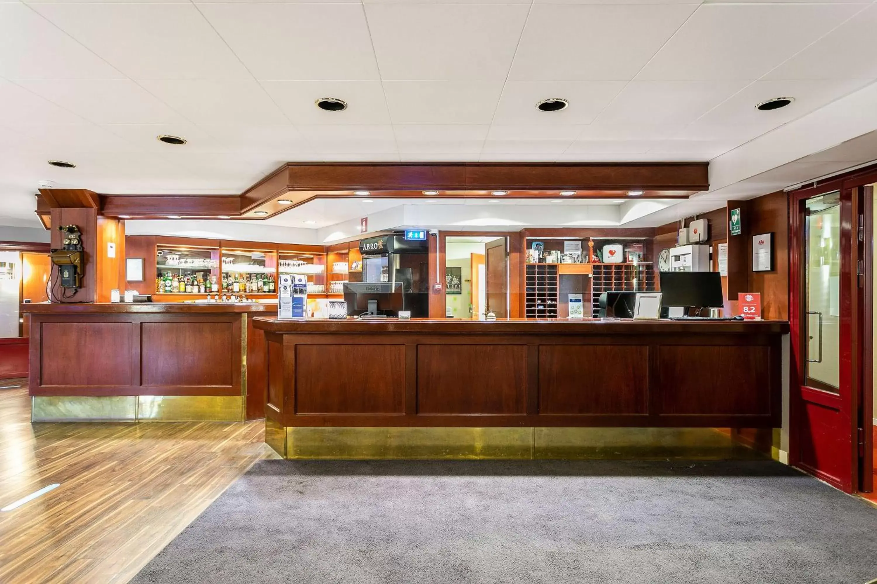 Lobby or reception in Best Western Ta Inn Hotel