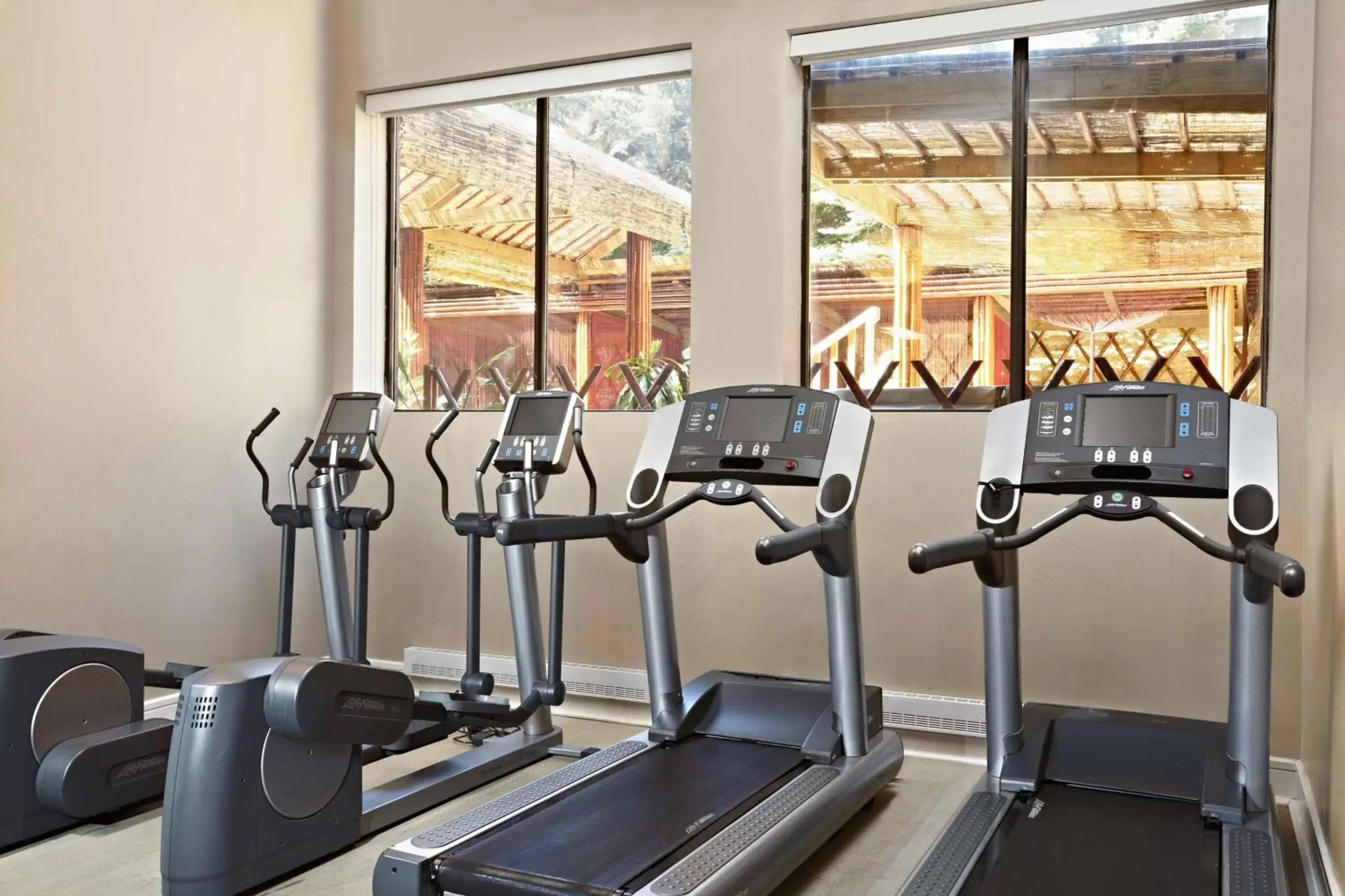 Fitness centre/facilities, Fitness Center/Facilities in Best Western Parkway Hotel Toronto North