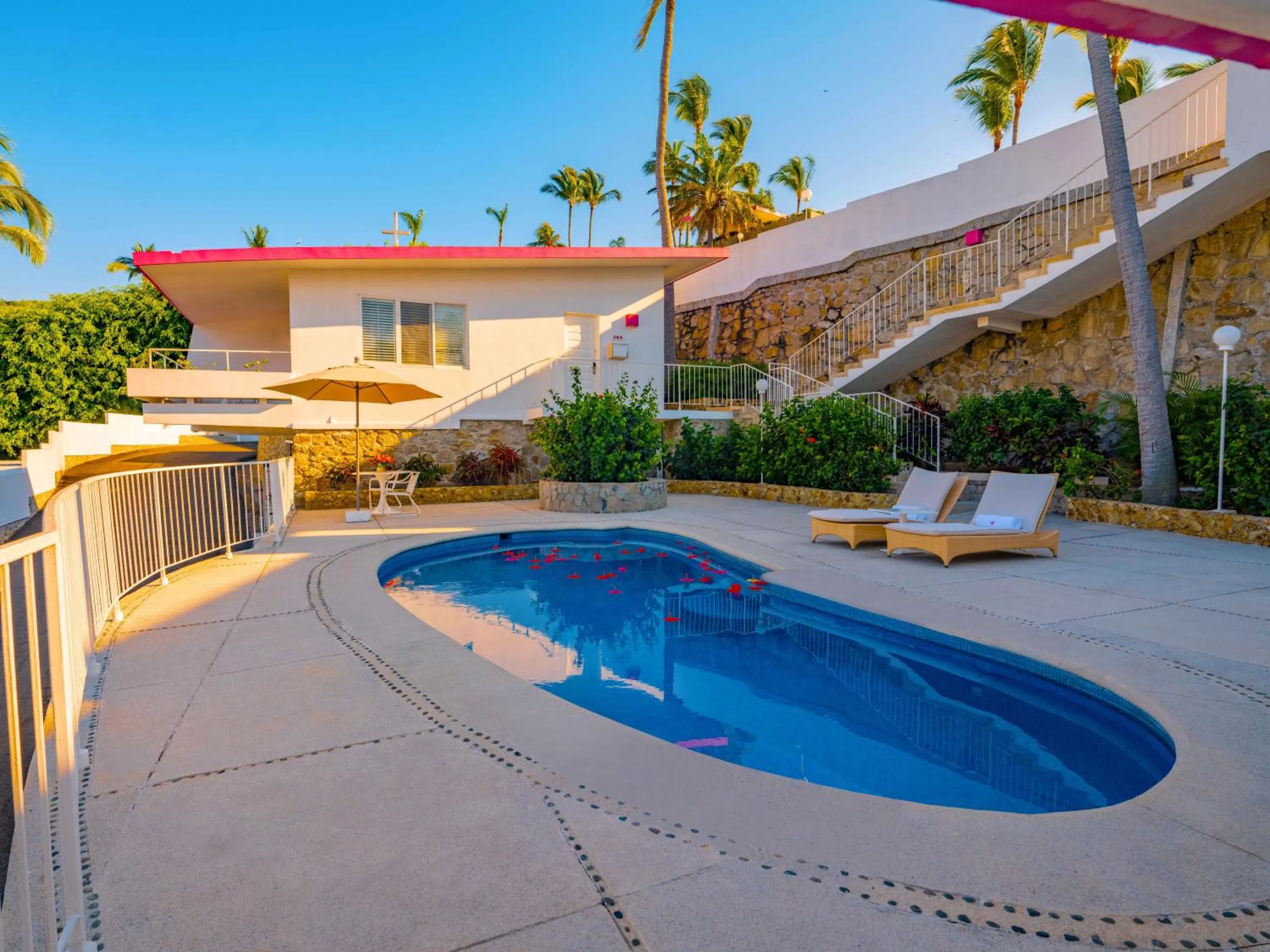 Swimming pool in Las Brisas Acapulco