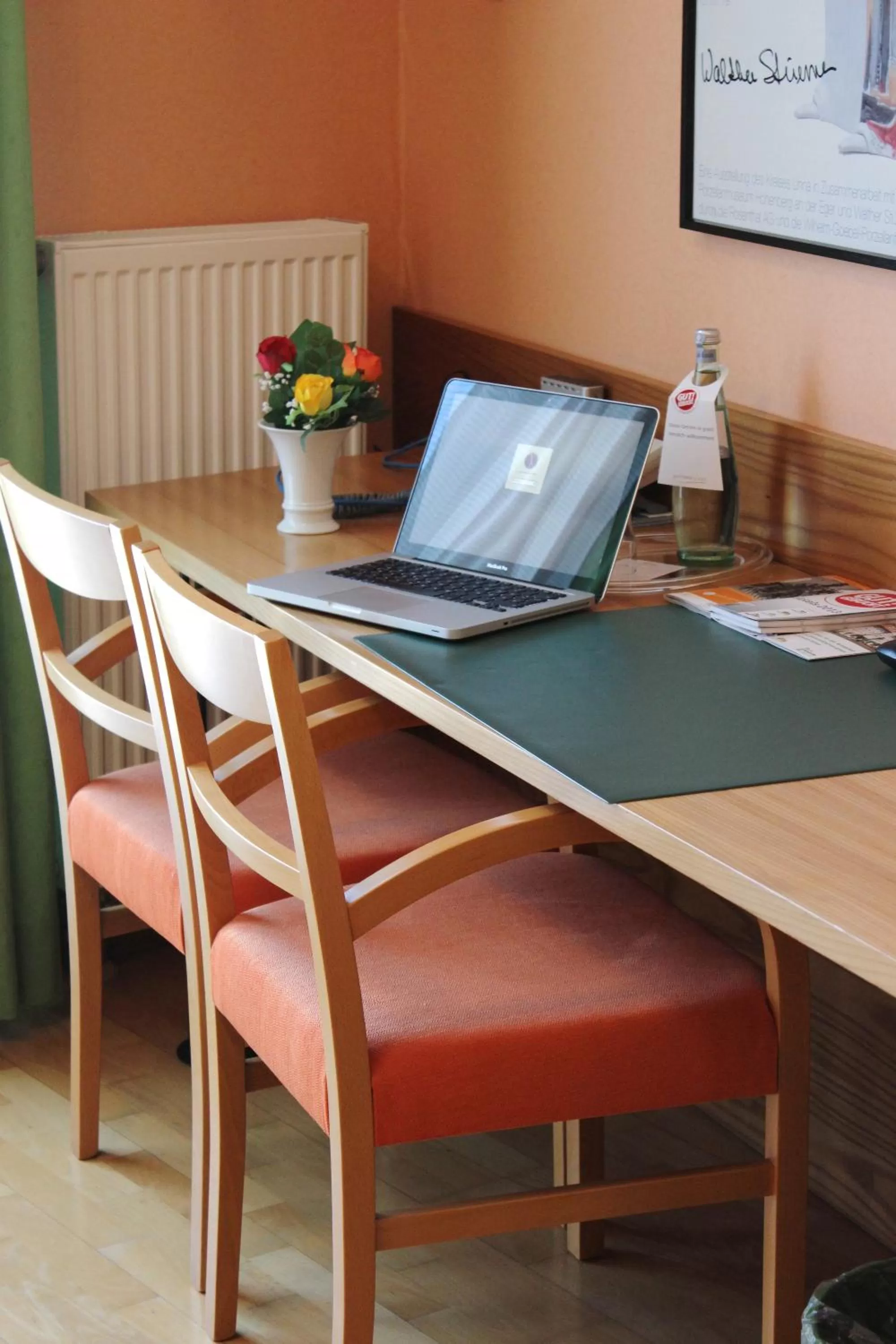 TV and multimedia in An der Persiluhr Stadt-gut-Hotel