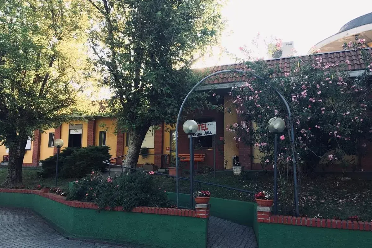 Property Building in RistHotel Pianura Inn