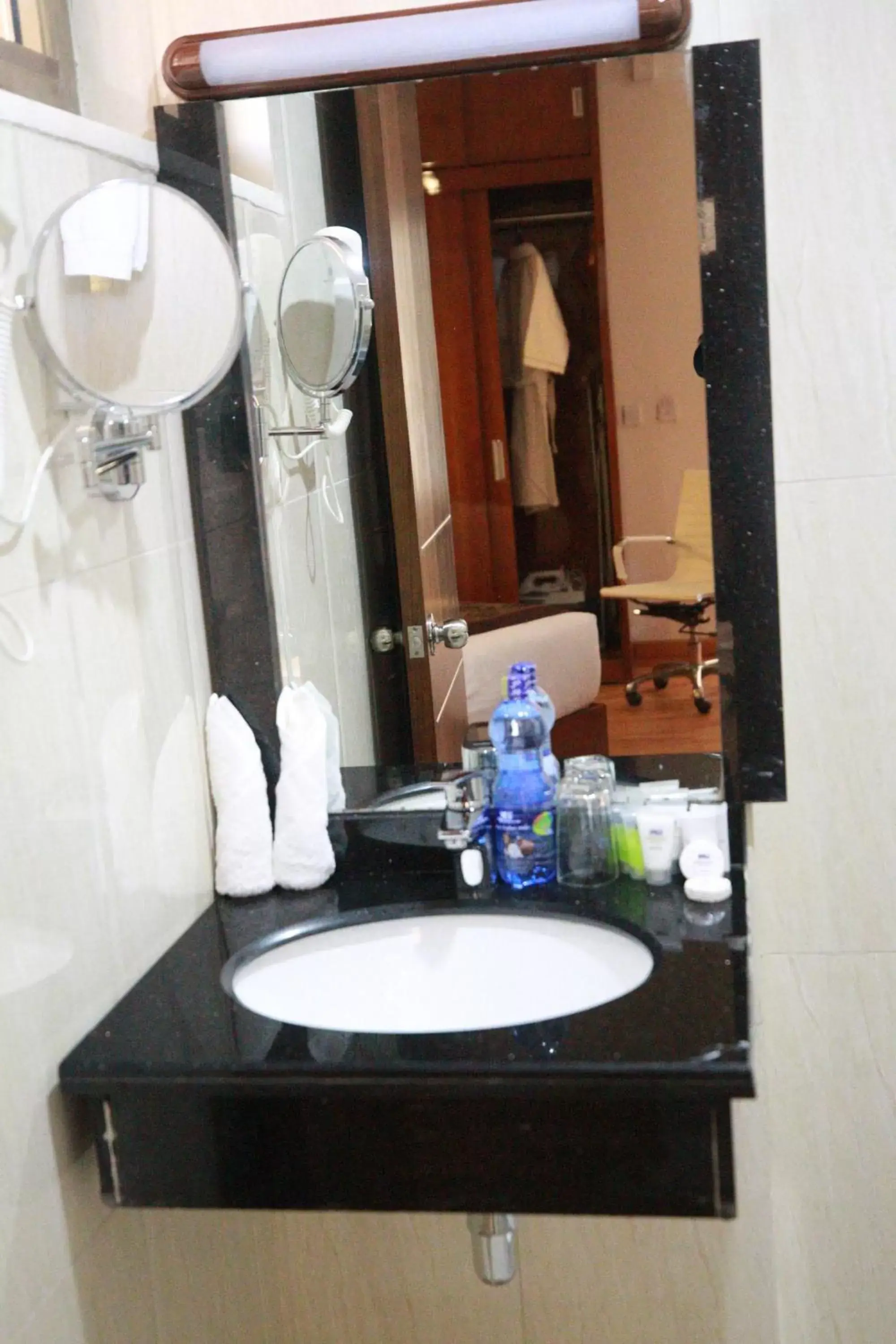 Bathroom in Marcen Addis Hotel