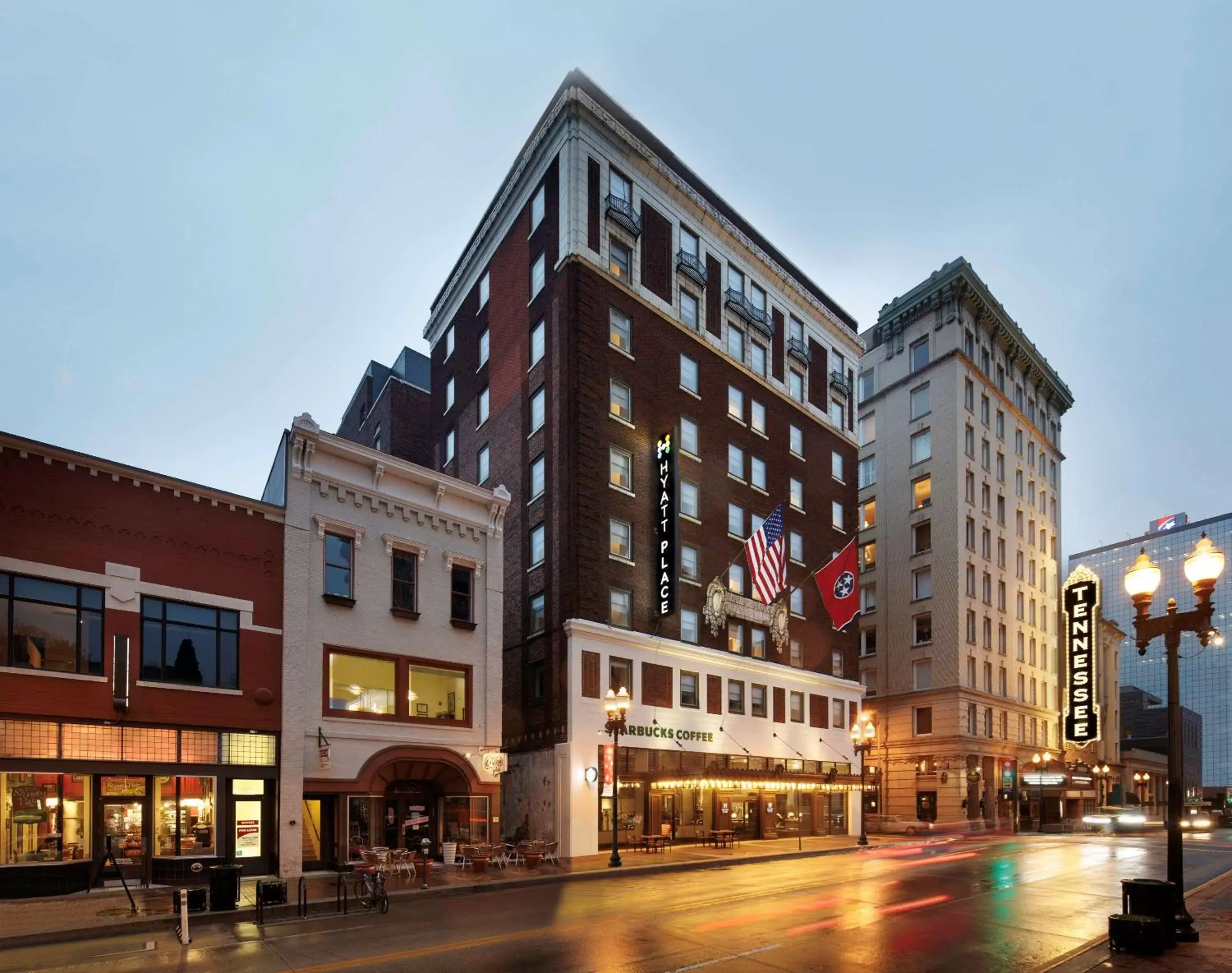 Property building in Hyatt Place Knoxville/Downtown