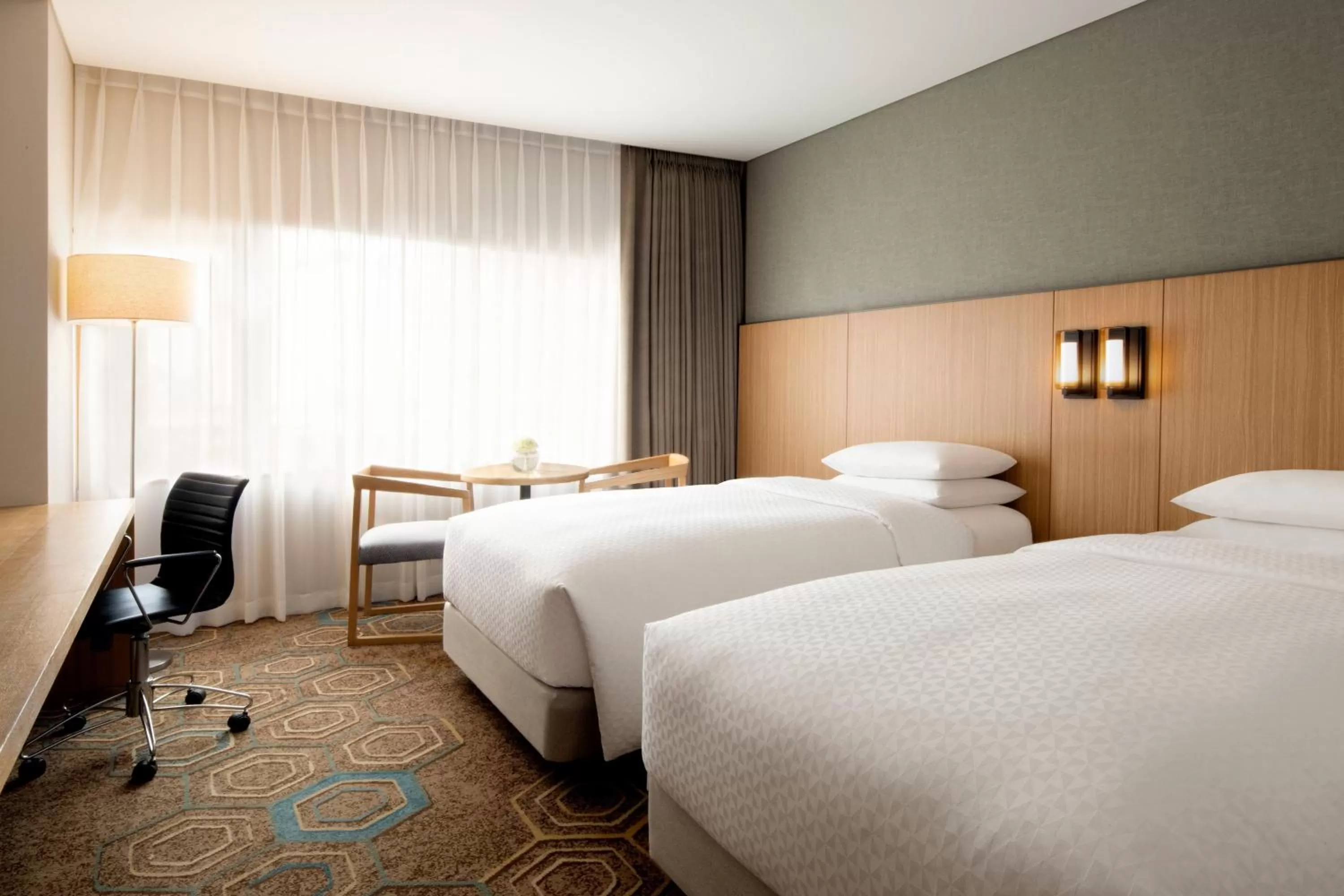 Photo of the whole room, Bed in Four Points by Sheraton Seoul, Guro