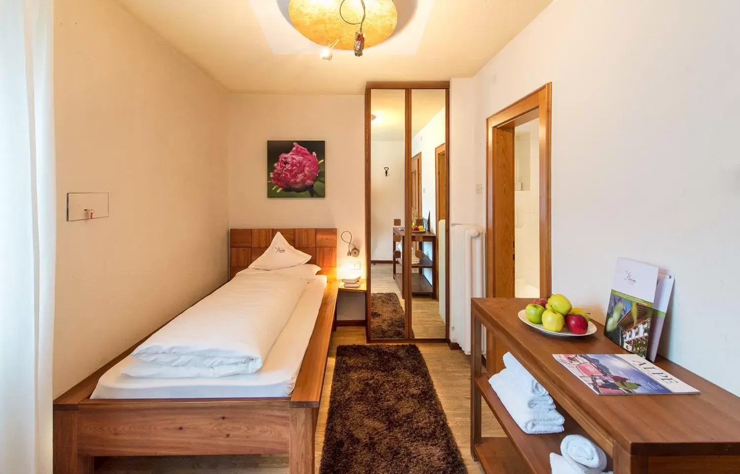 Single Room in Parc Hotel Florian Single Room in Parc Hotel Florian