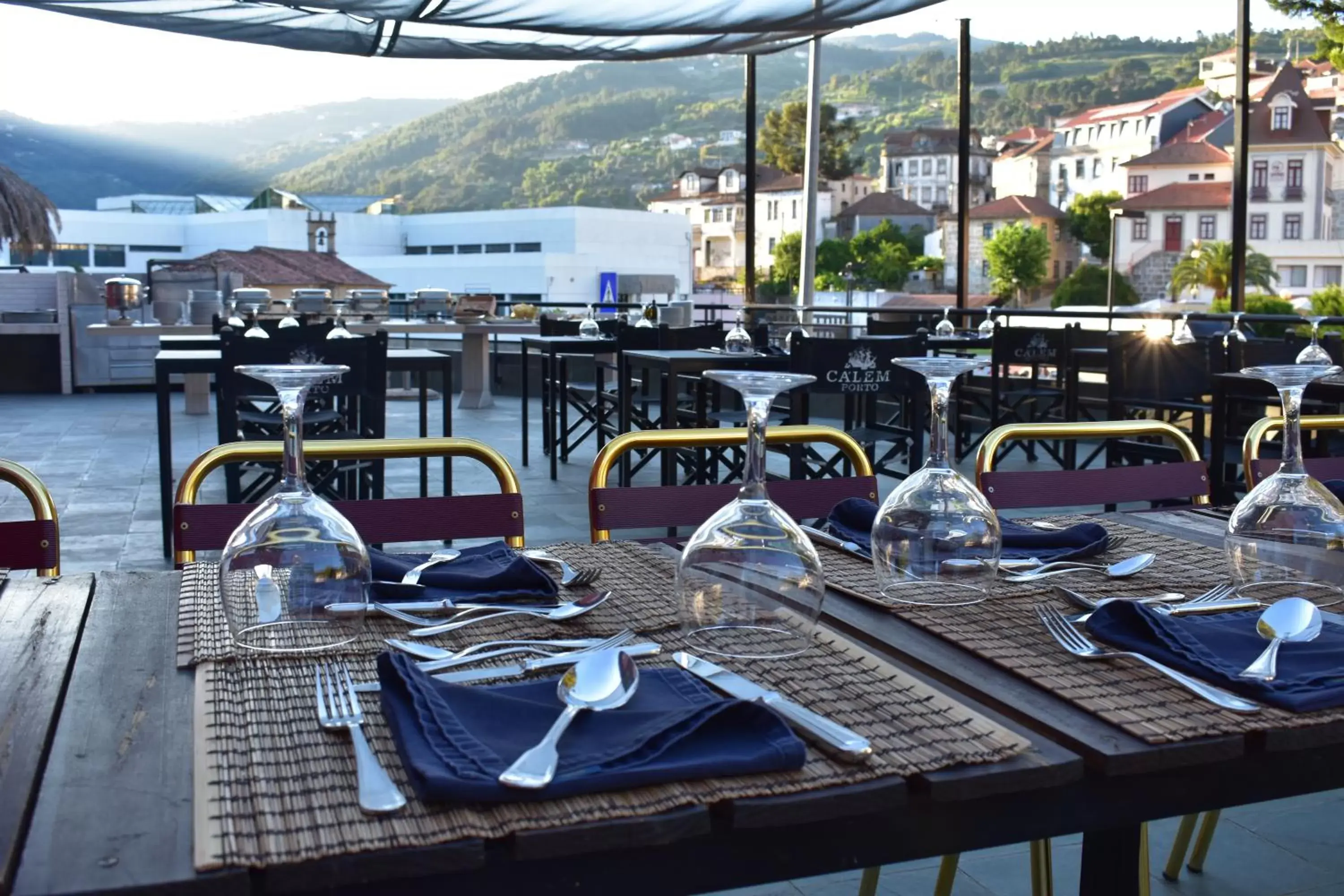 Patio, Restaurant/Places to Eat in Douro Marina Hotel & SPA