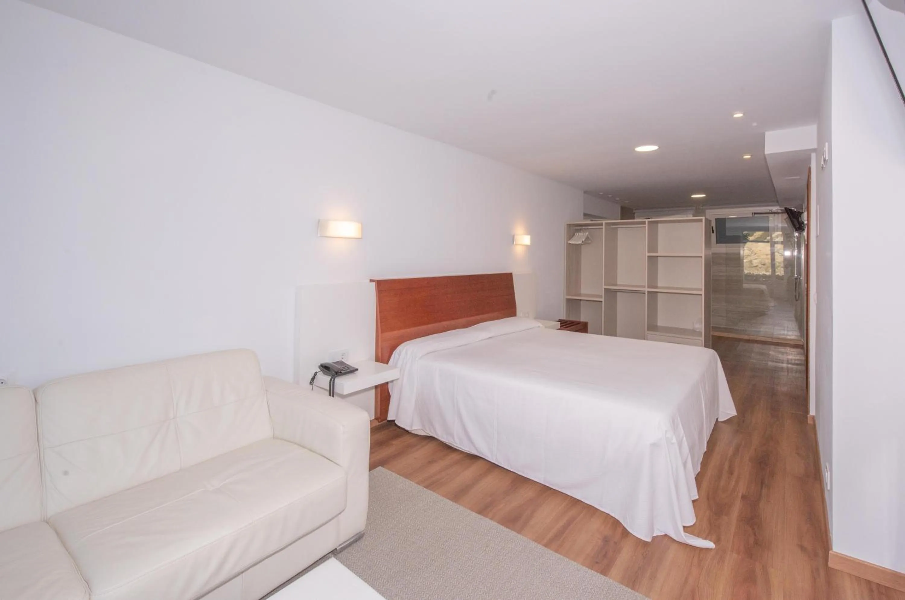 Photo of the whole room in Hotel Sablón