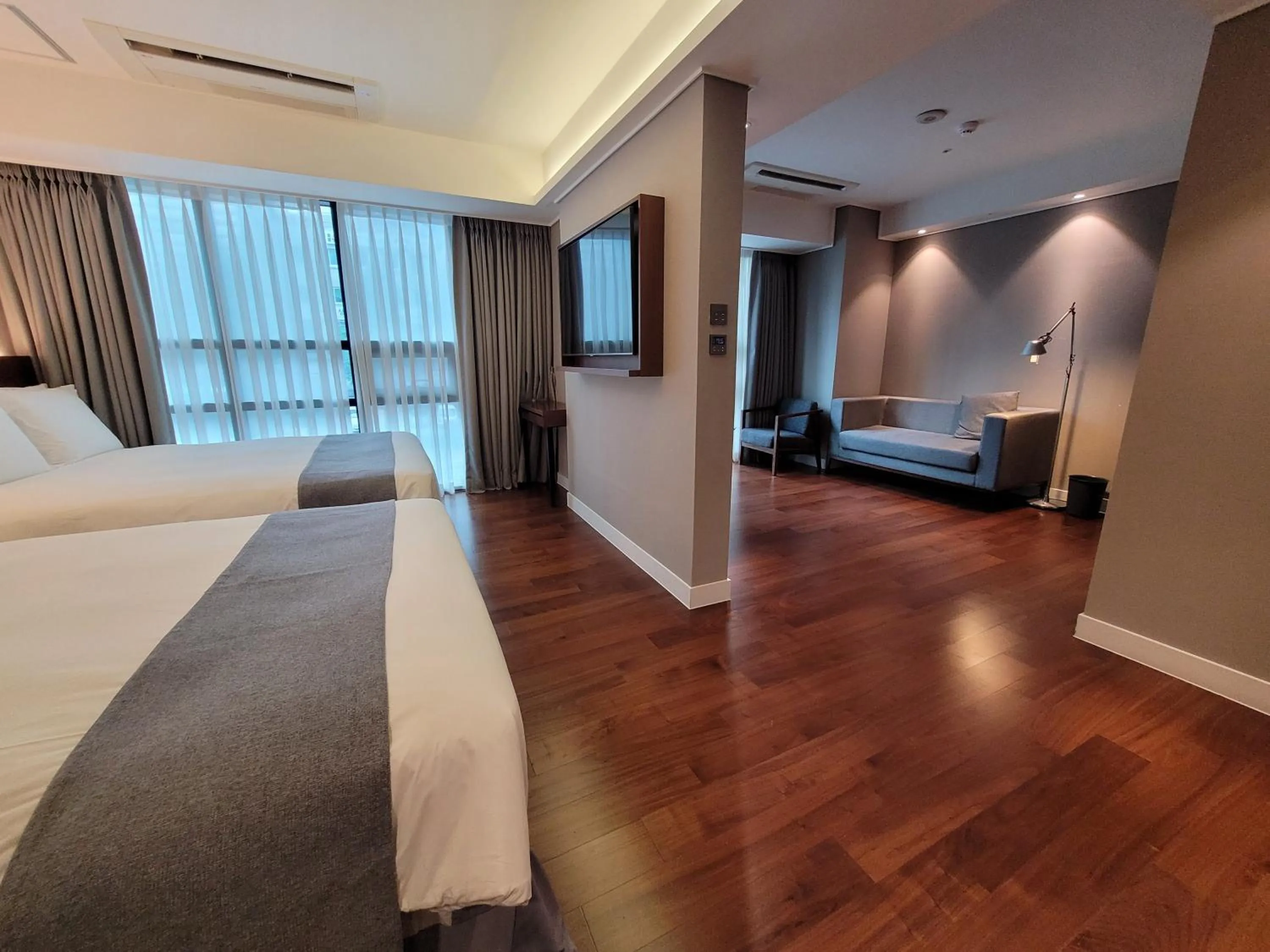 Photo of the whole room in Baiton Seoul Dongdaemun