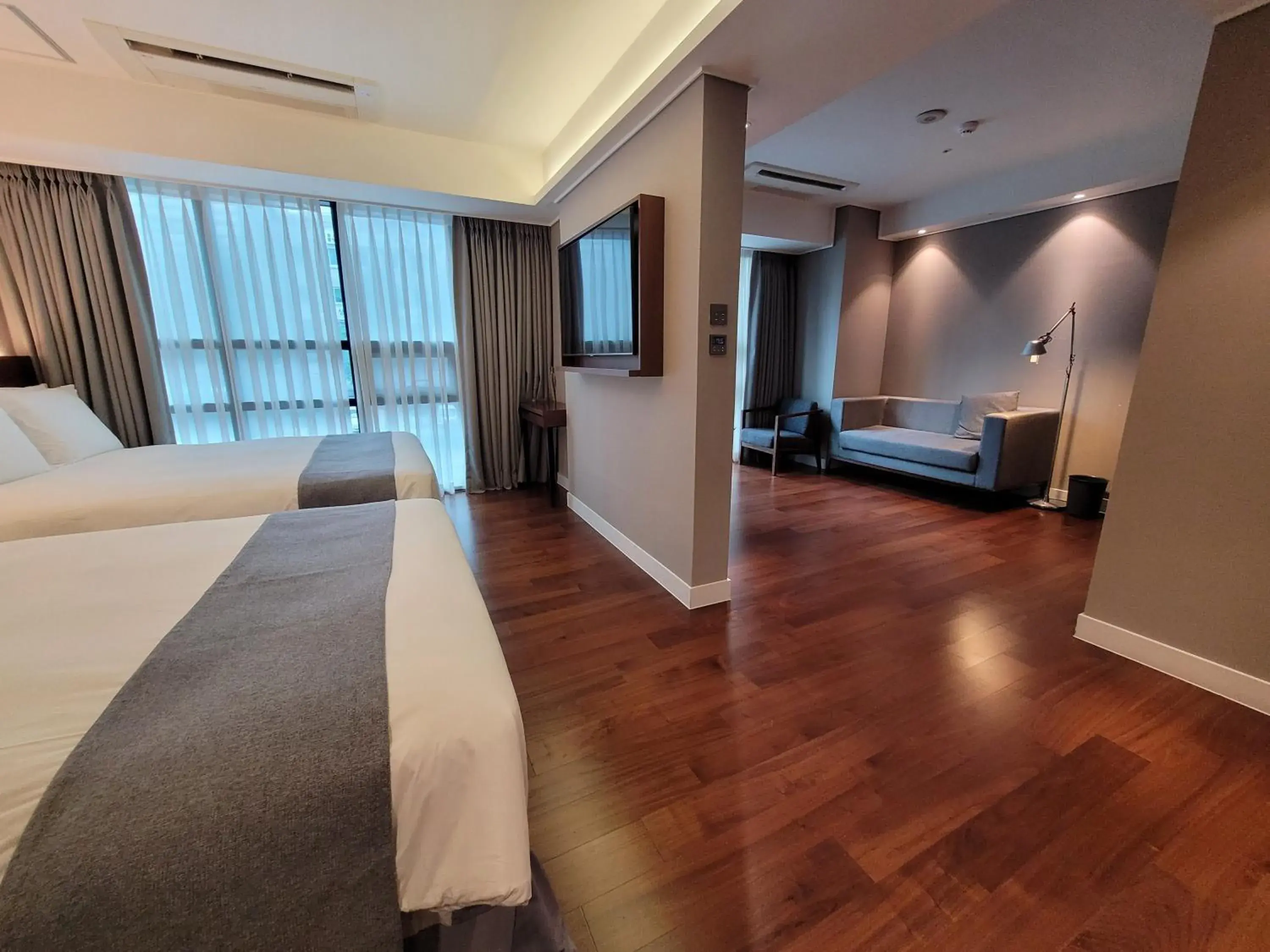 Photo of the whole room in Baiton Seoul Dongdaemun Hotel