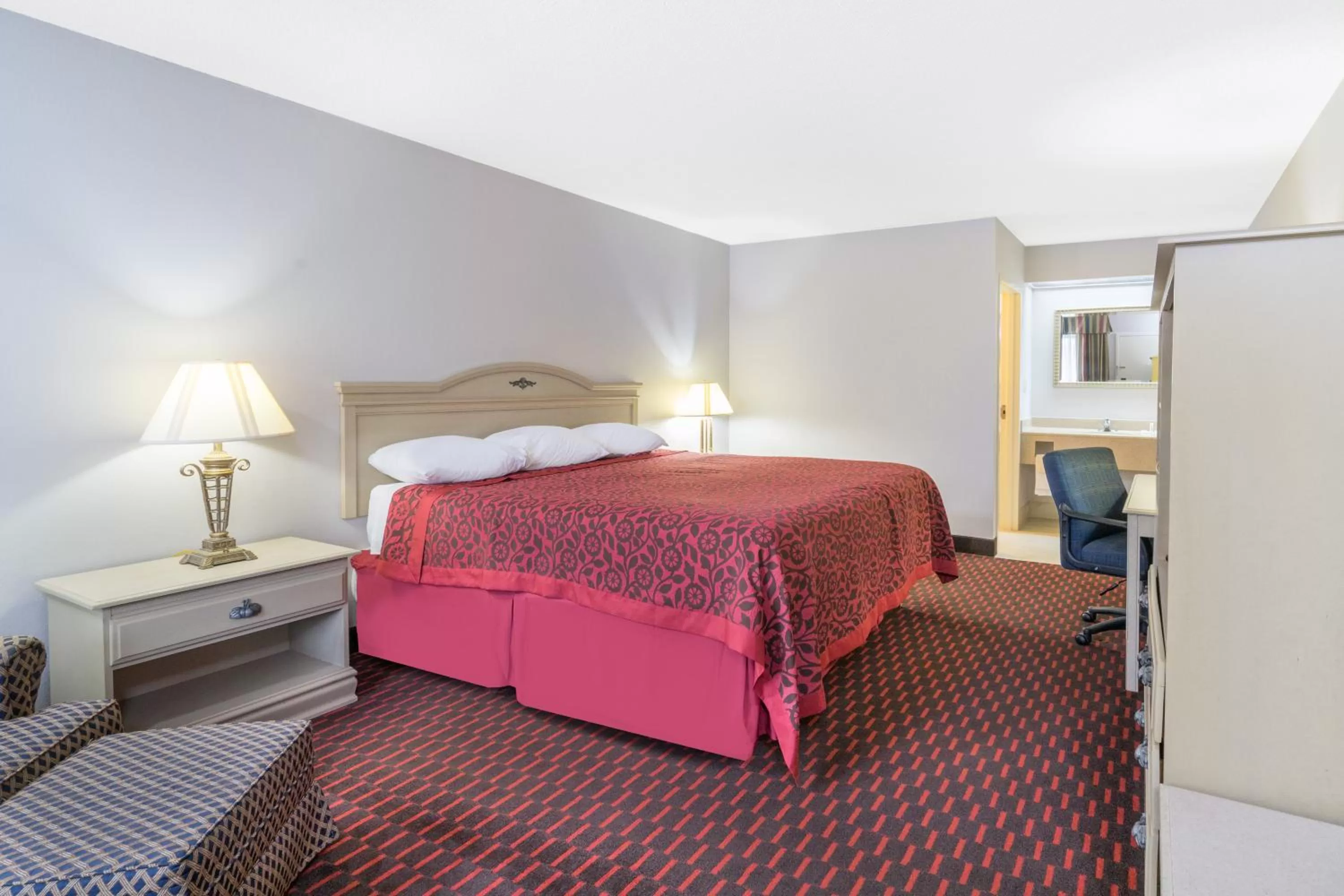 Bedroom, Bed in Motel 6-London, KY