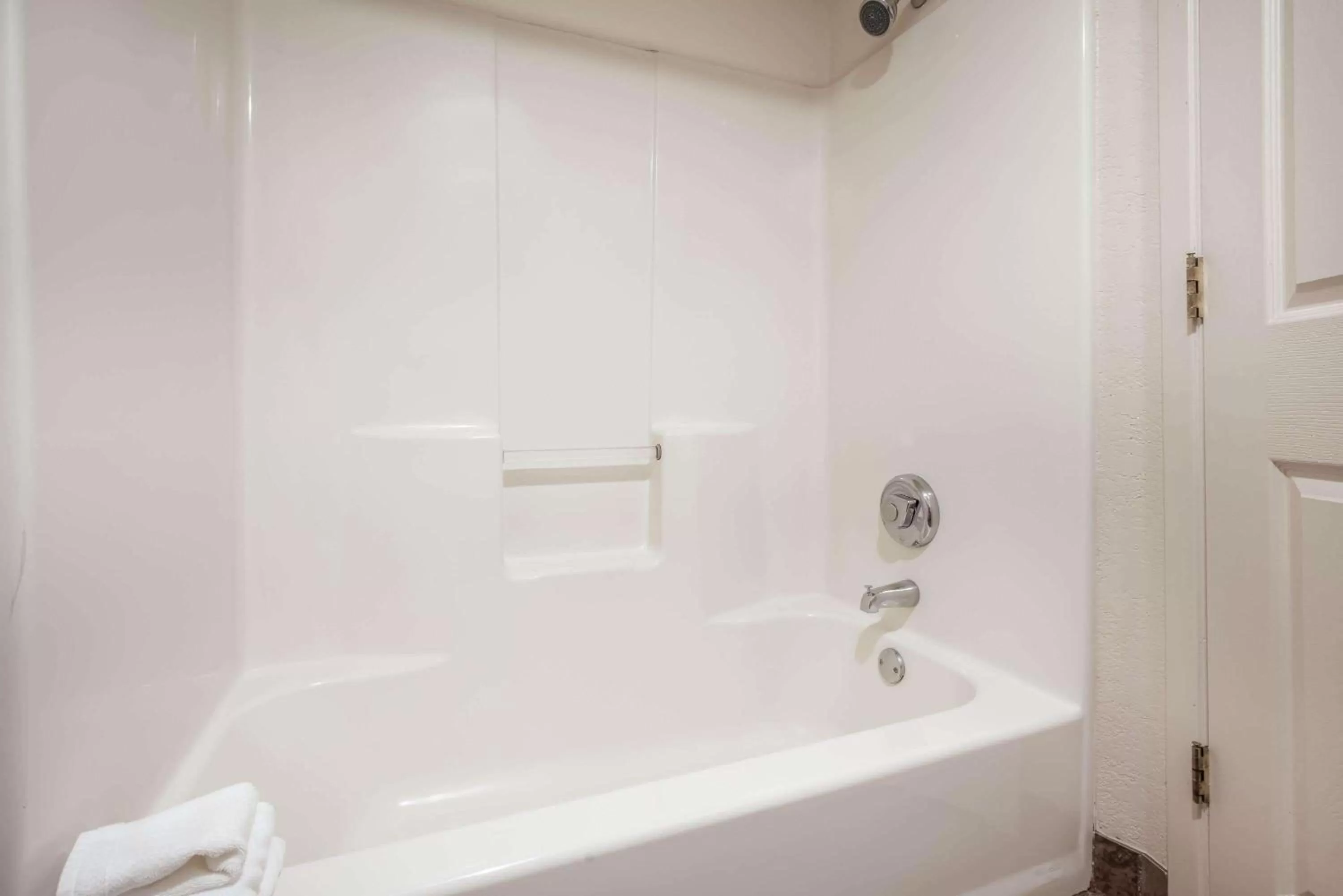 Bathroom in La Quinta by Wyndham Wenatchee
