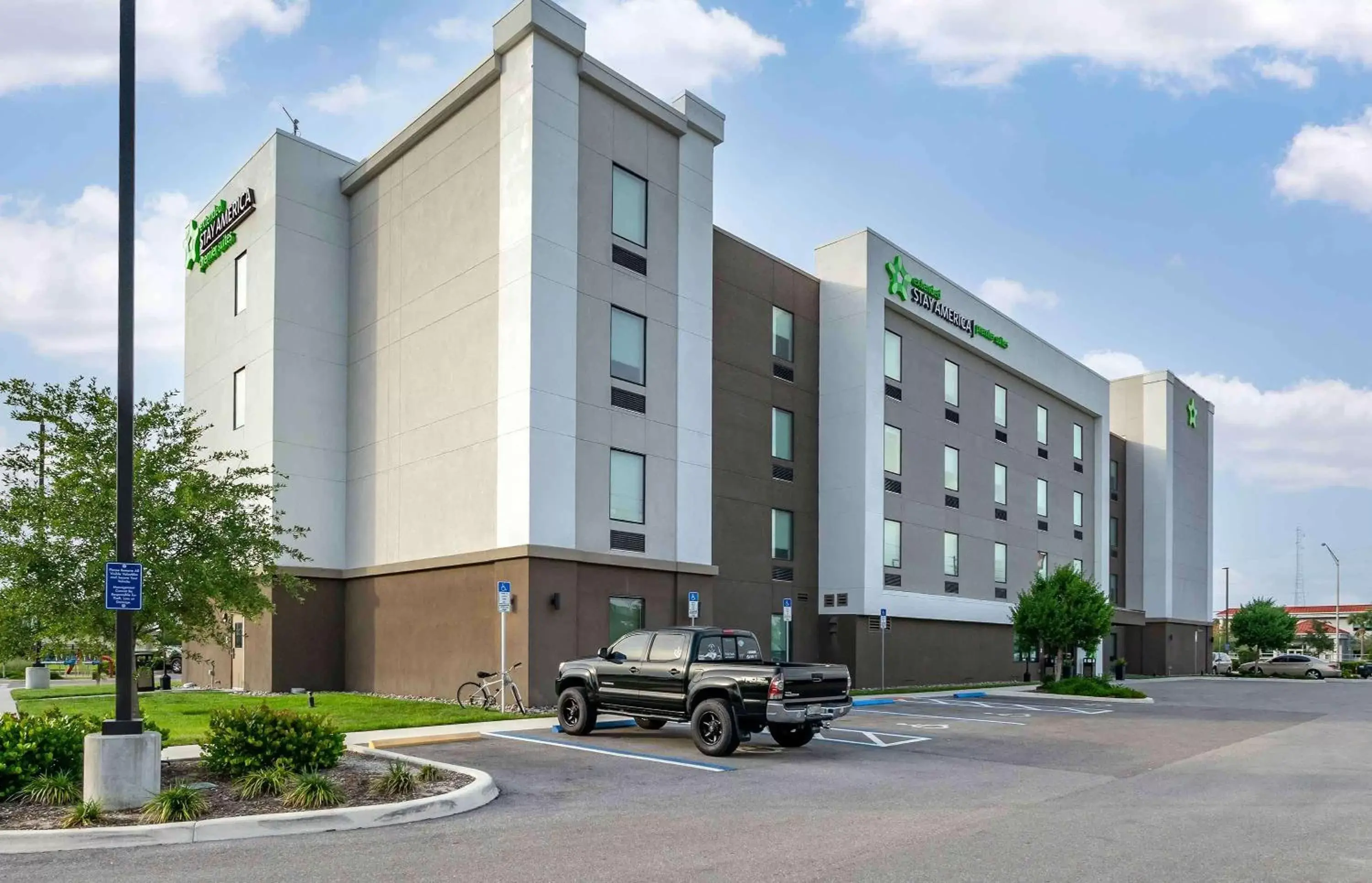 Property Building in Extended Stay America Premier Suites - Port Charlotte - I-75