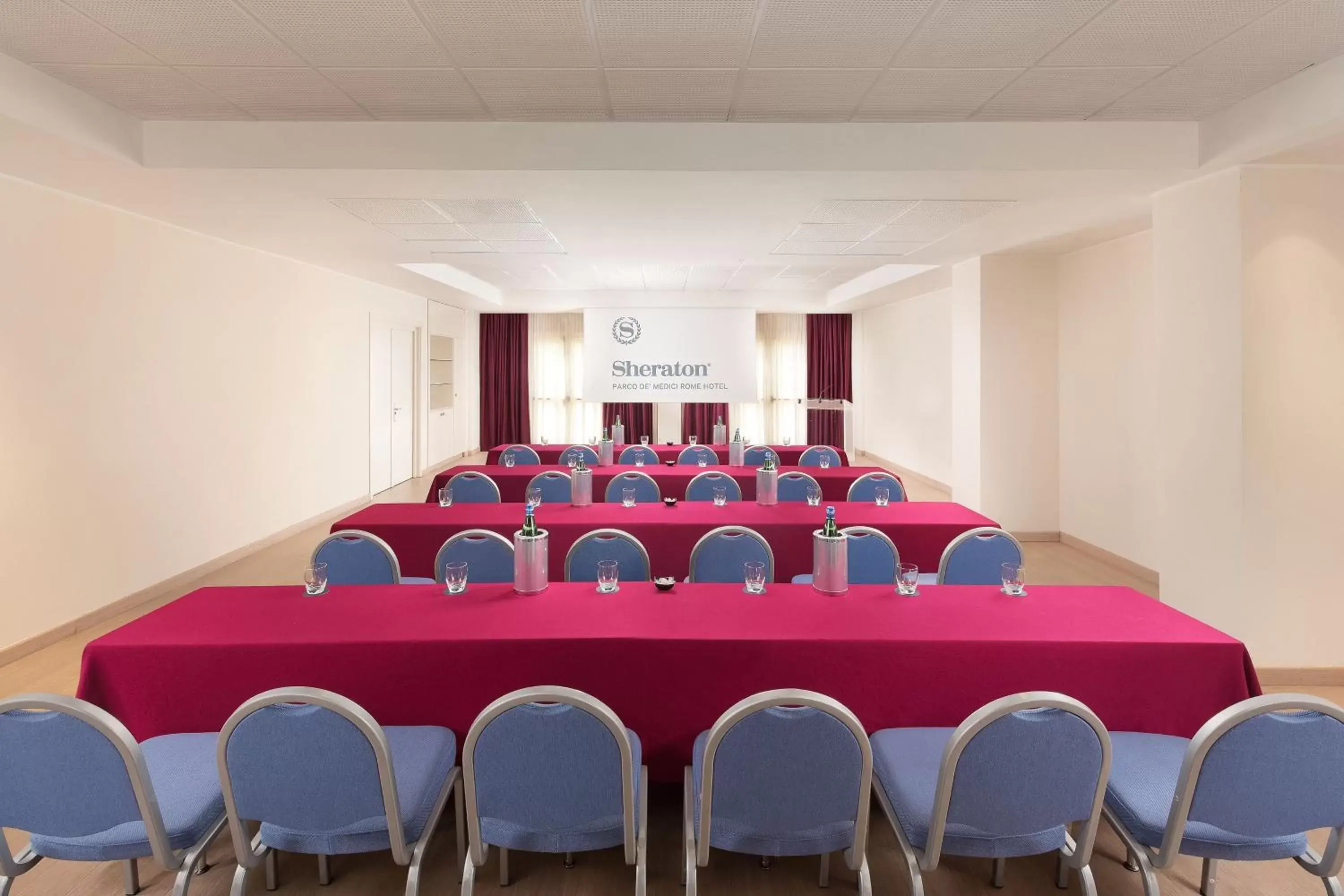 Meeting/conference room in Sheraton Rome Parco de Medici