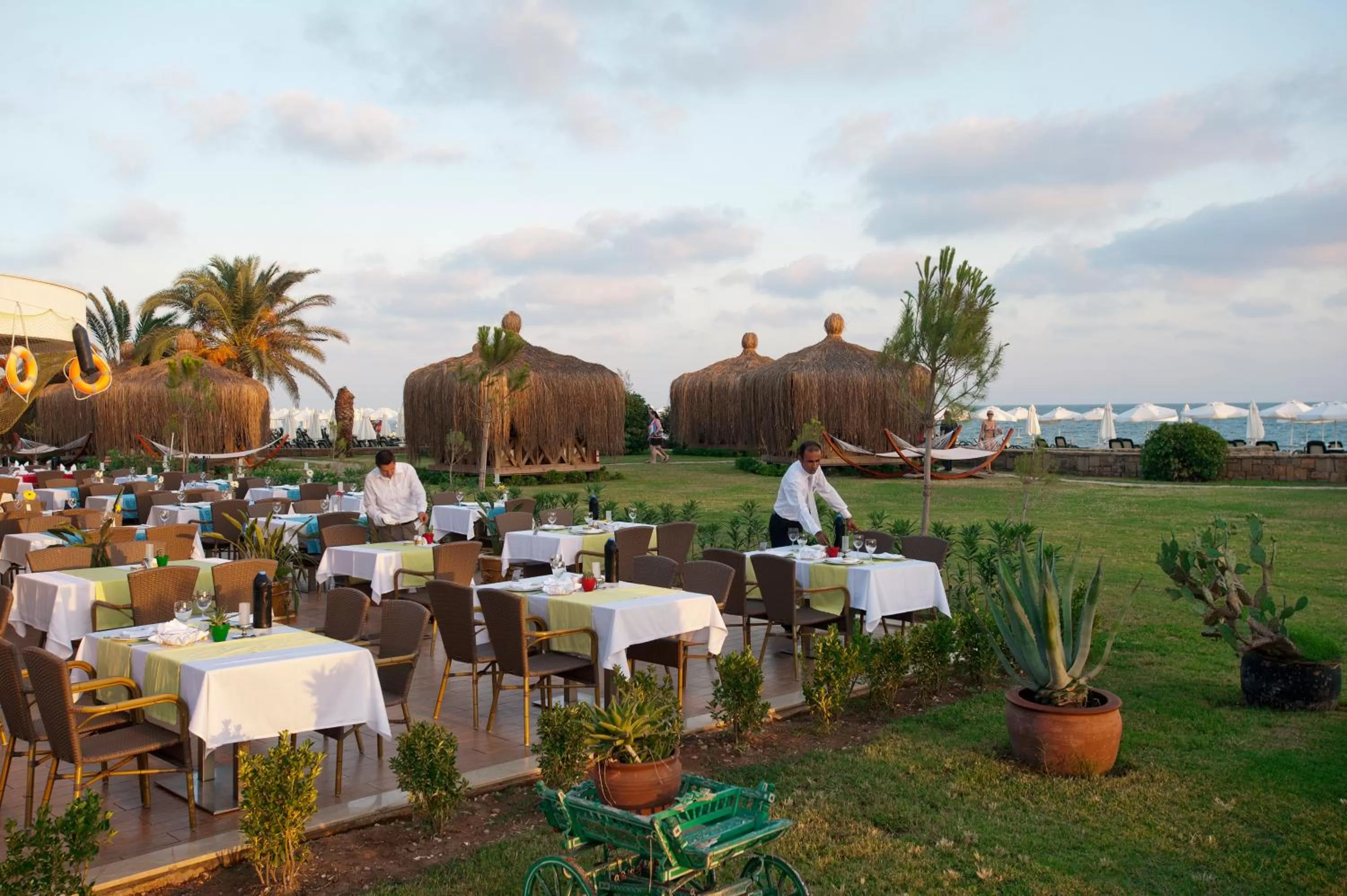 Restaurant/places to eat in Crystal Tat Beach Pearl Collection - Ultimate All Inclusive