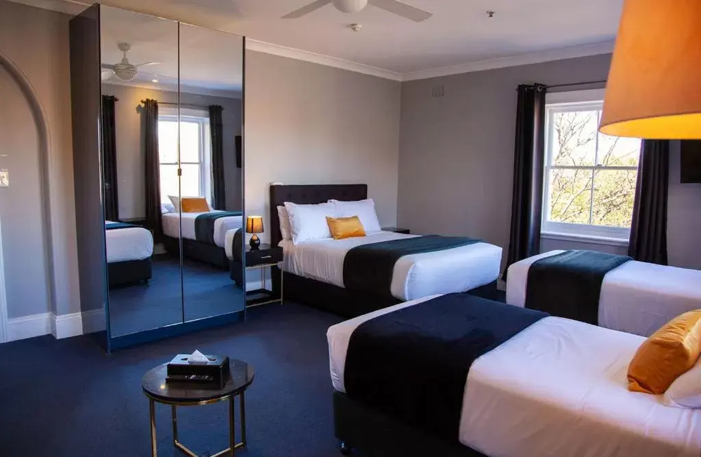 Bed in Bayswater Boutique Lodge