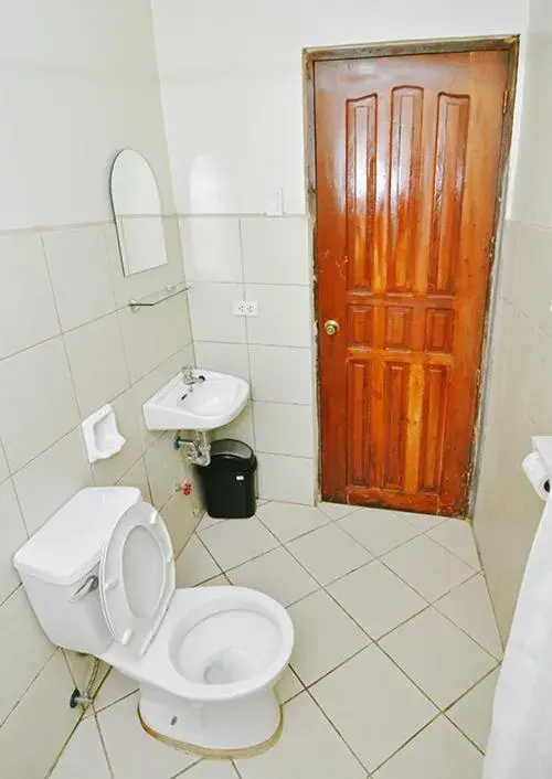 Bathroom in El Haciendero Private Hotel