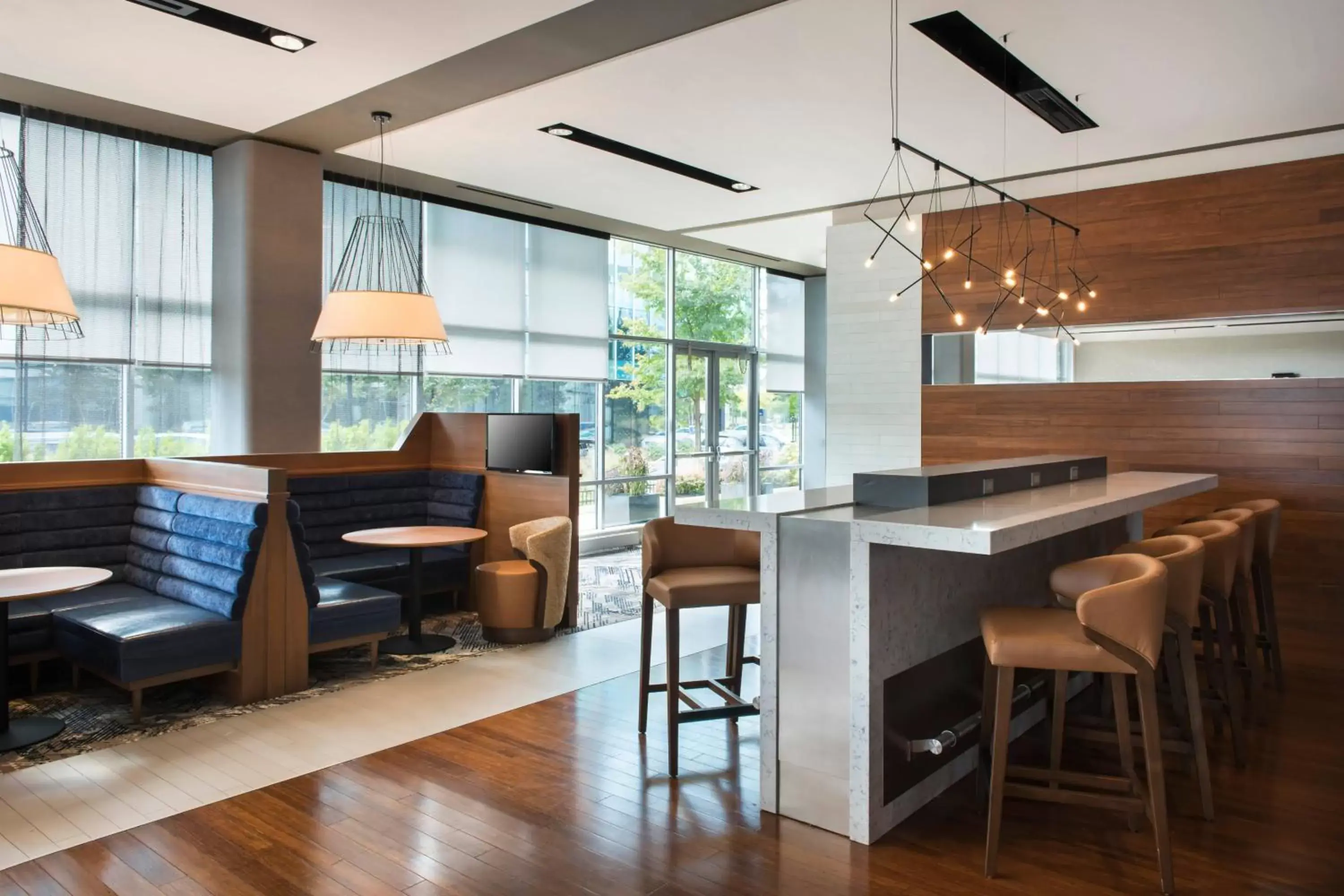 Other, Lounge/Bar in Courtyard by Marriott Philadelphia South at The Navy Yard