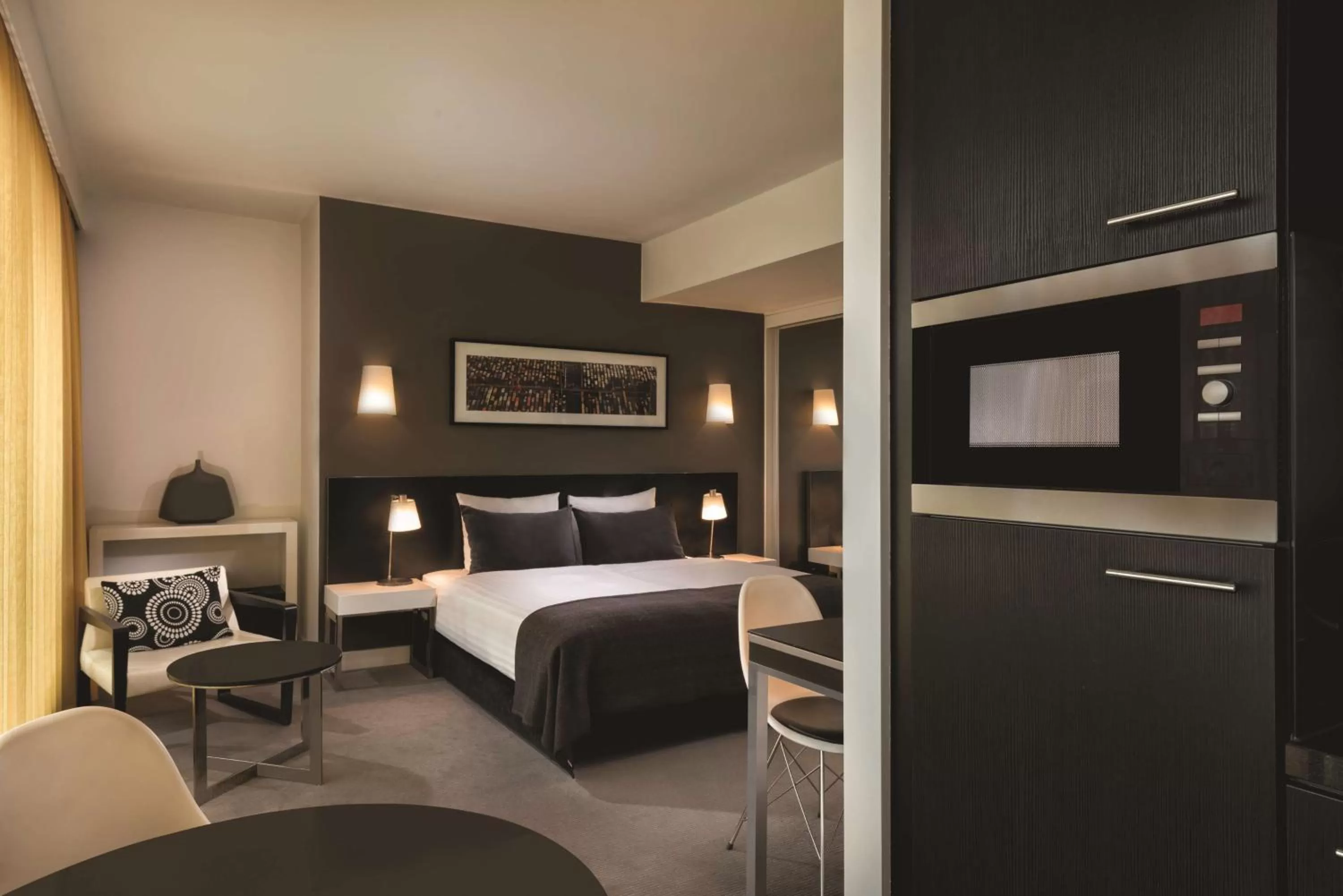 Bedroom, Bed in Adina Apartment Hotel Berlin Hackescher Markt