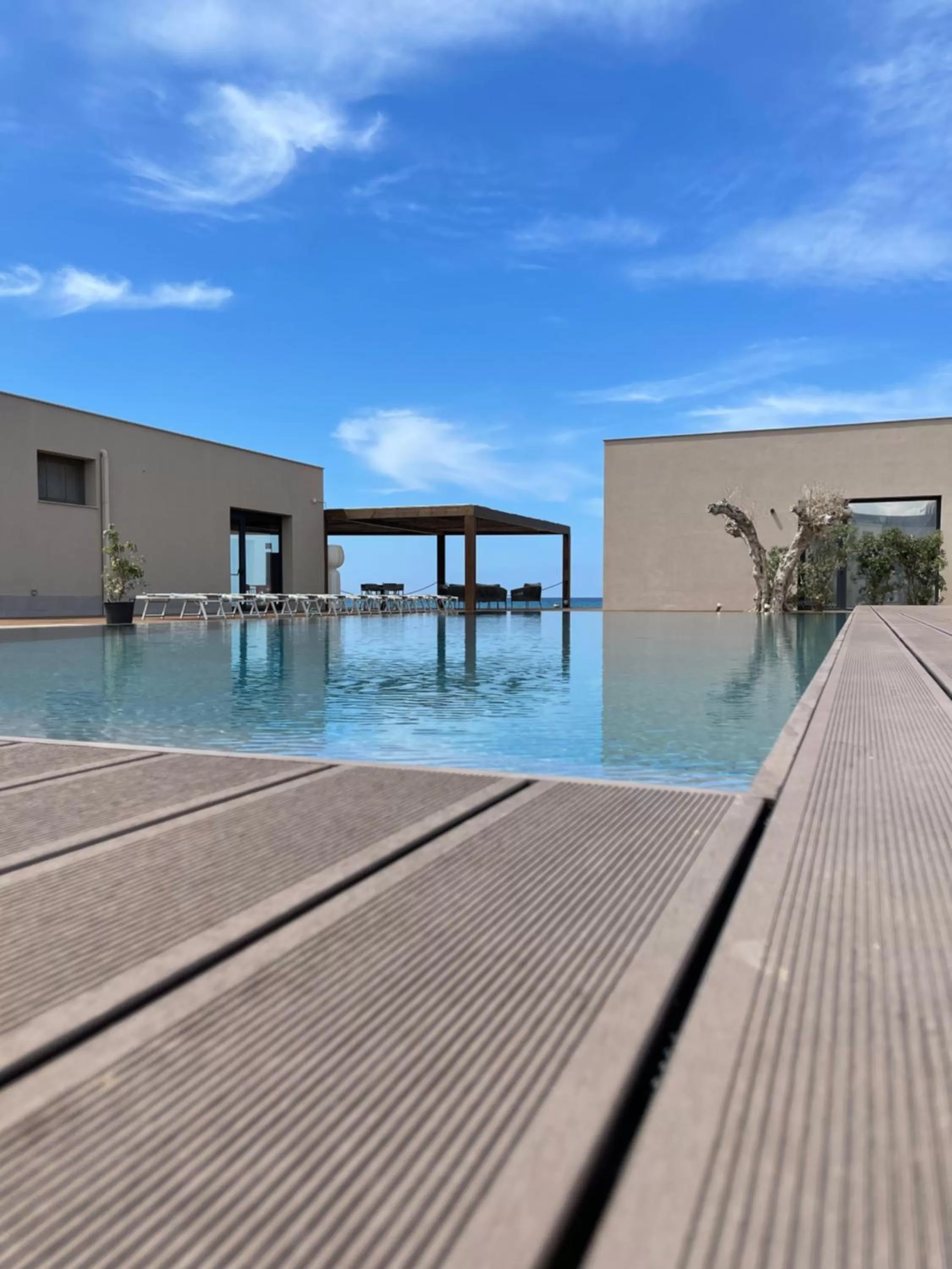 Swimming pool in Hotel Punta Tipa