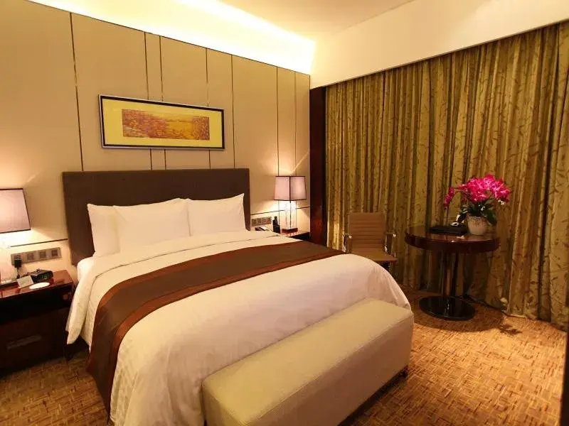 Bed in Wyndham Xuzhou East Hotel