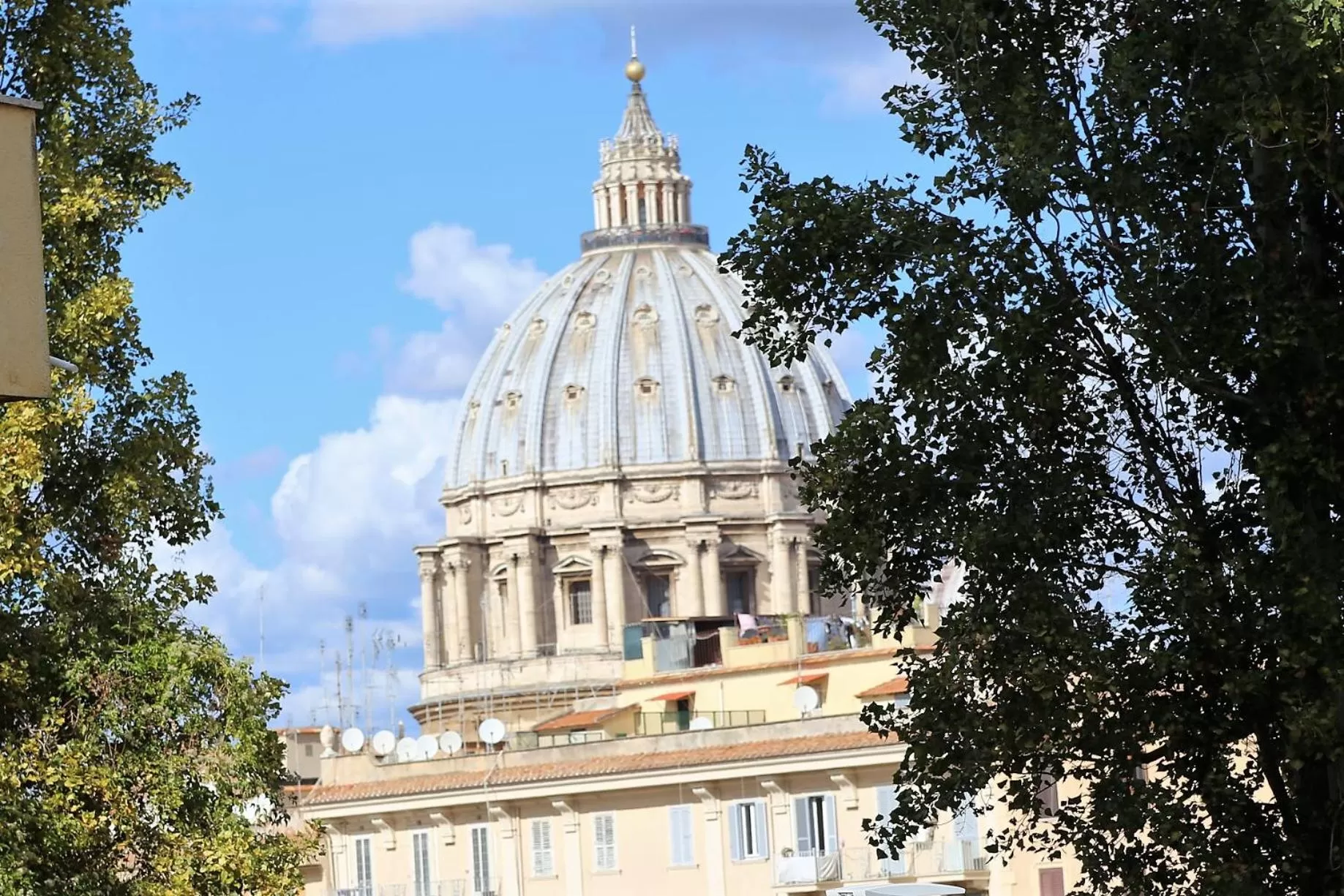 Landmark view in San Pietro Shabby Chic Apartment