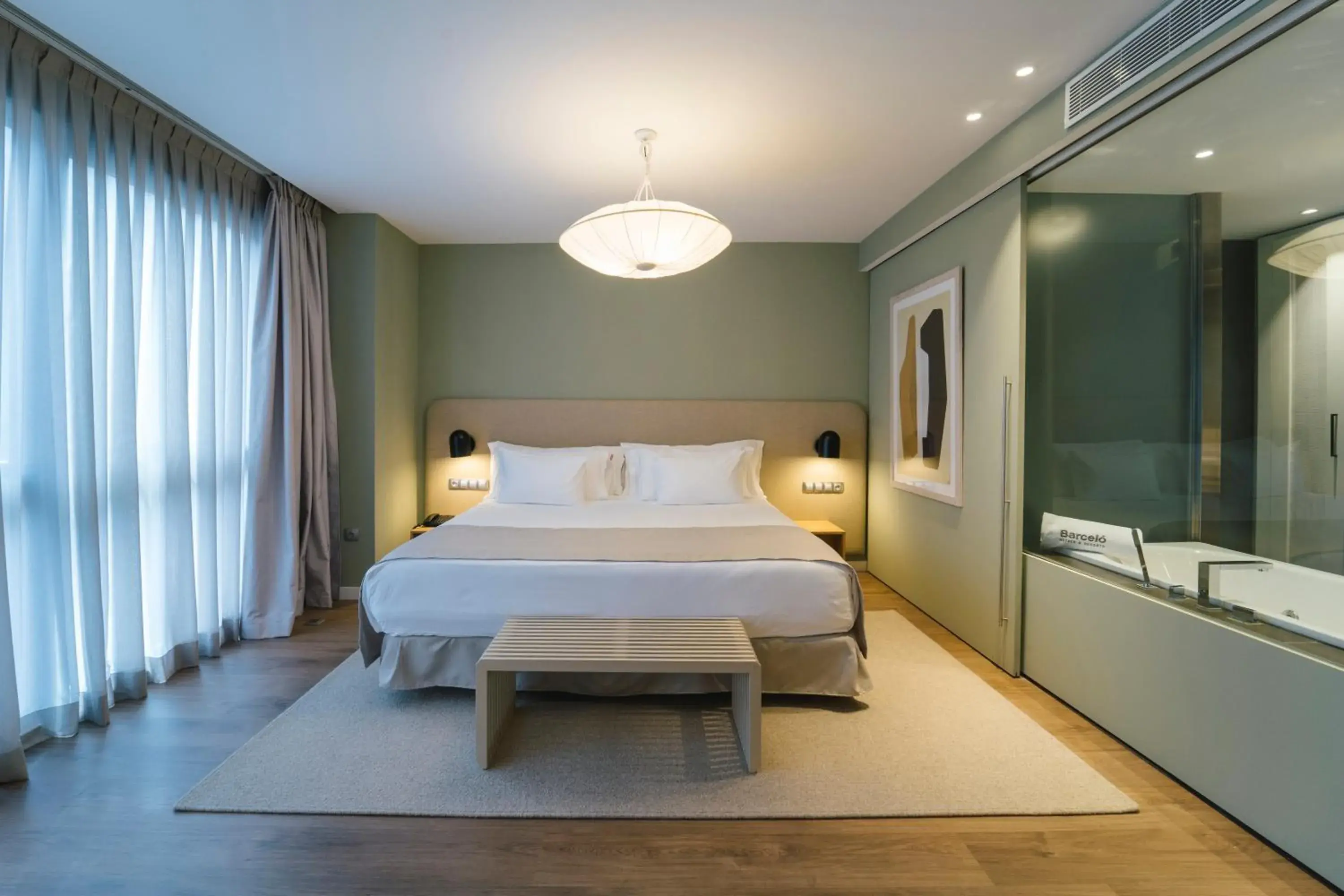 Photo of the whole room, Bed in Barceló Oviedo Cervantes Photo of the whole room, Bed in Barceló Oviedo Cervantes