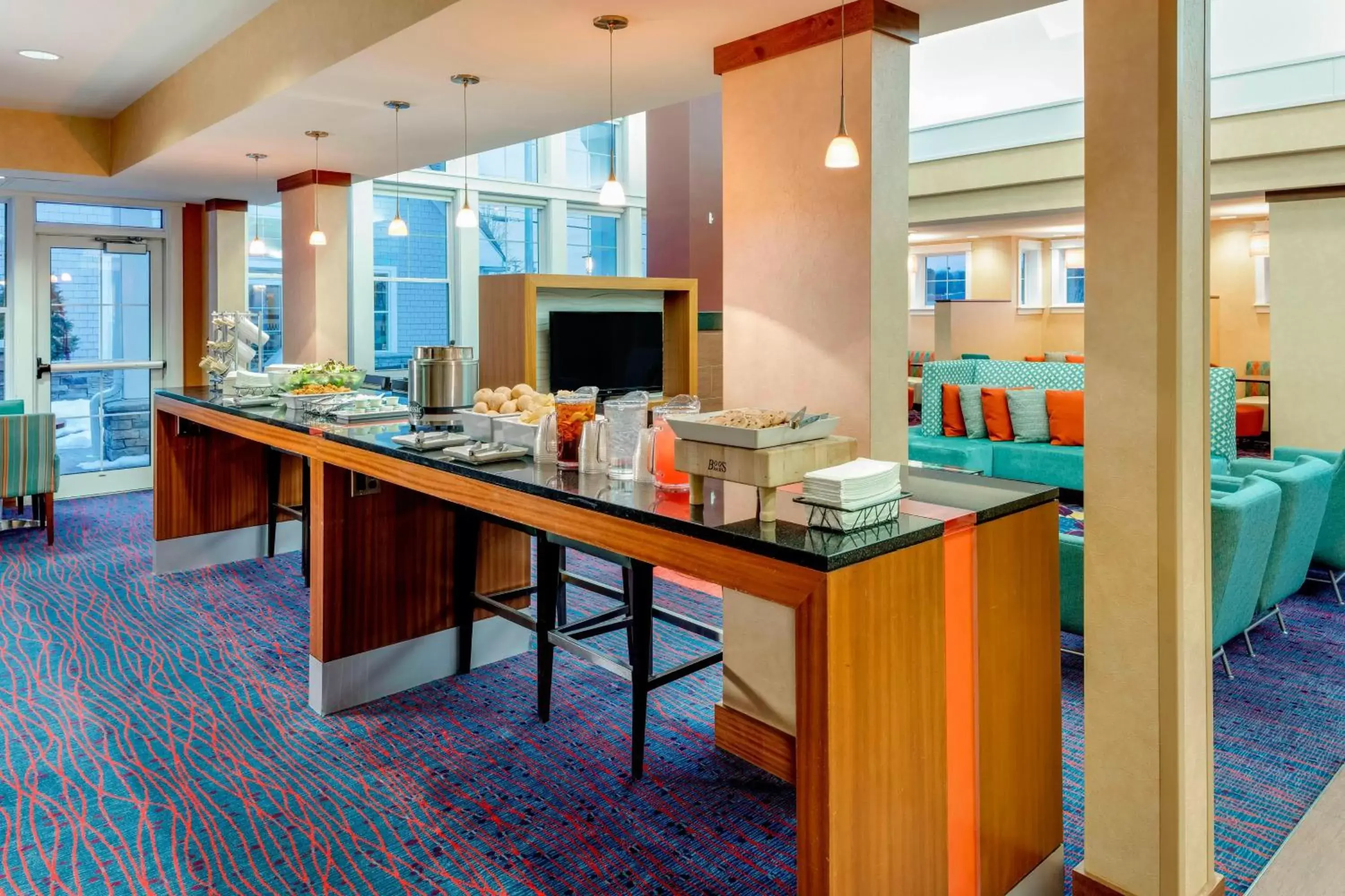 Restaurant/places to eat in Residence Inn by Marriott Auburn