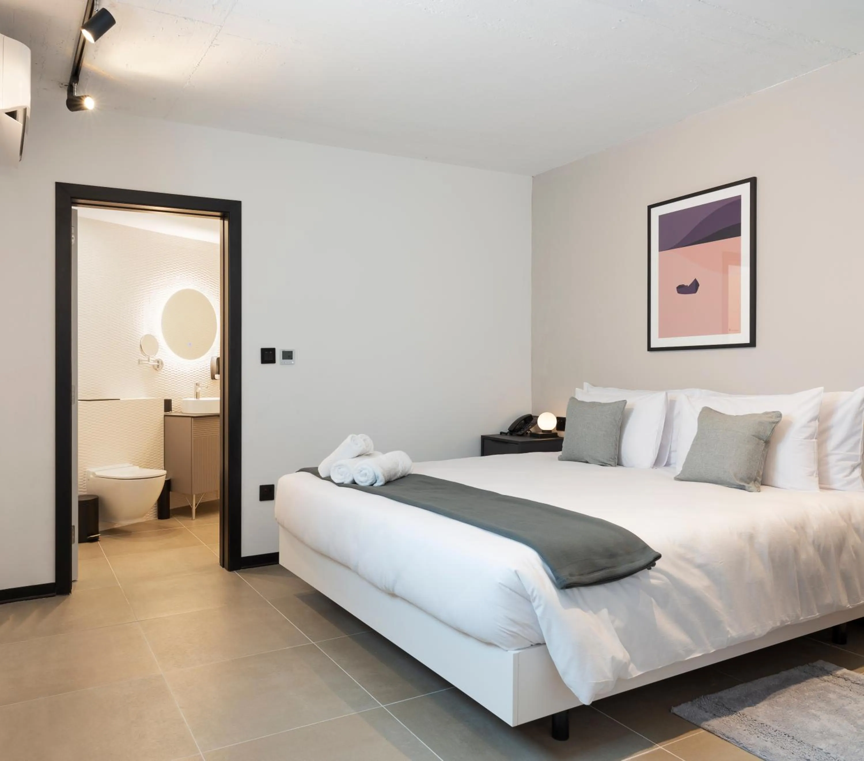 Bed in Aparthotel Adagio Malta Central