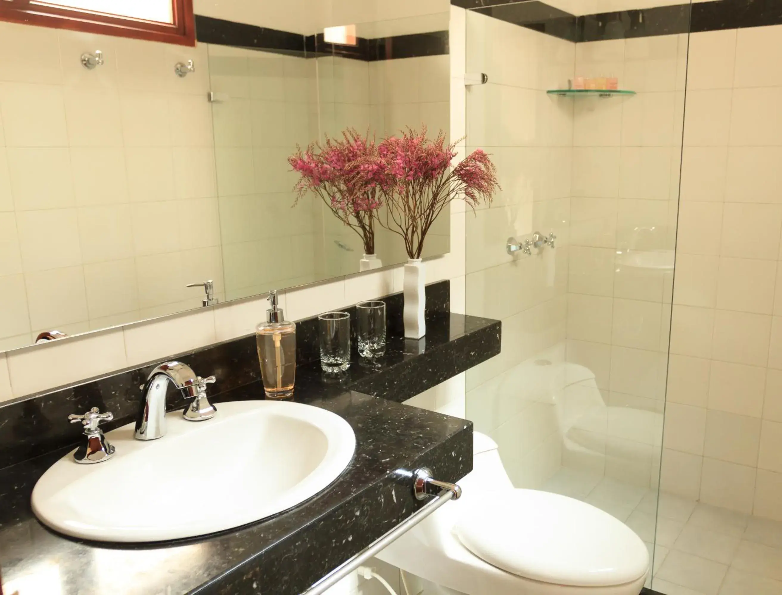 Bathroom in Hotel Casa Deco