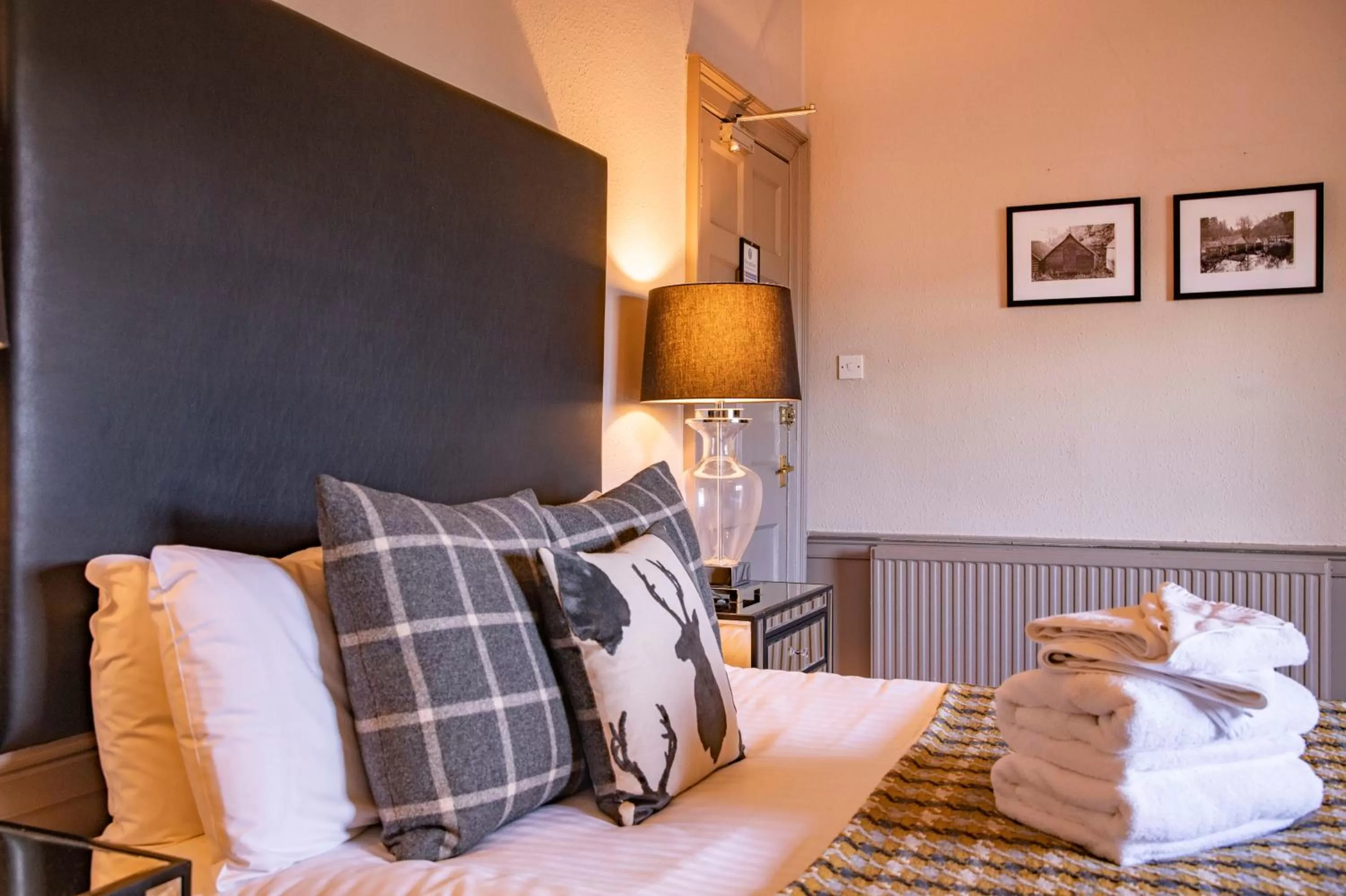 Bedroom, Bed in The Allan Park