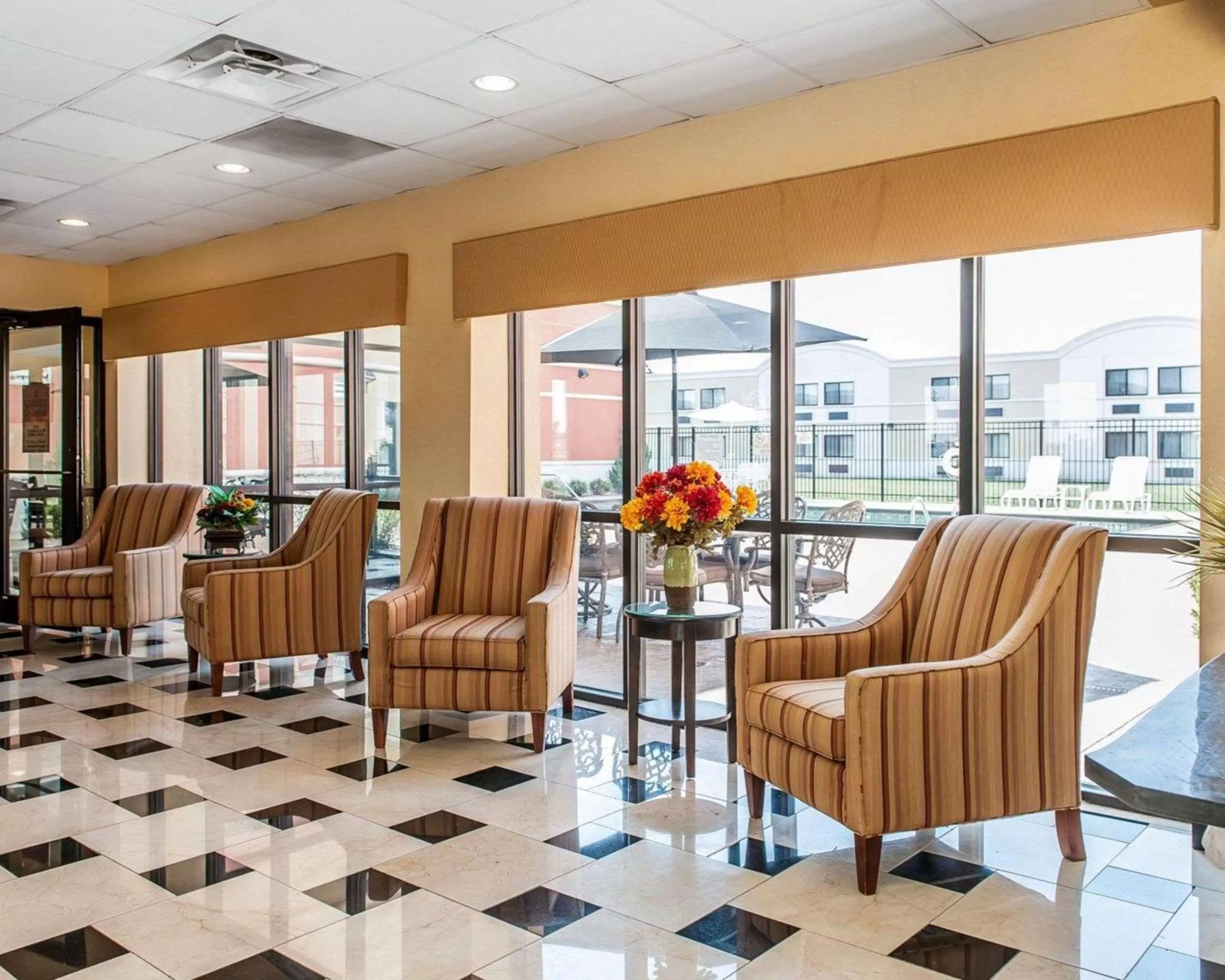 Lobby or reception in Quality Inn & Suites Mattoon South