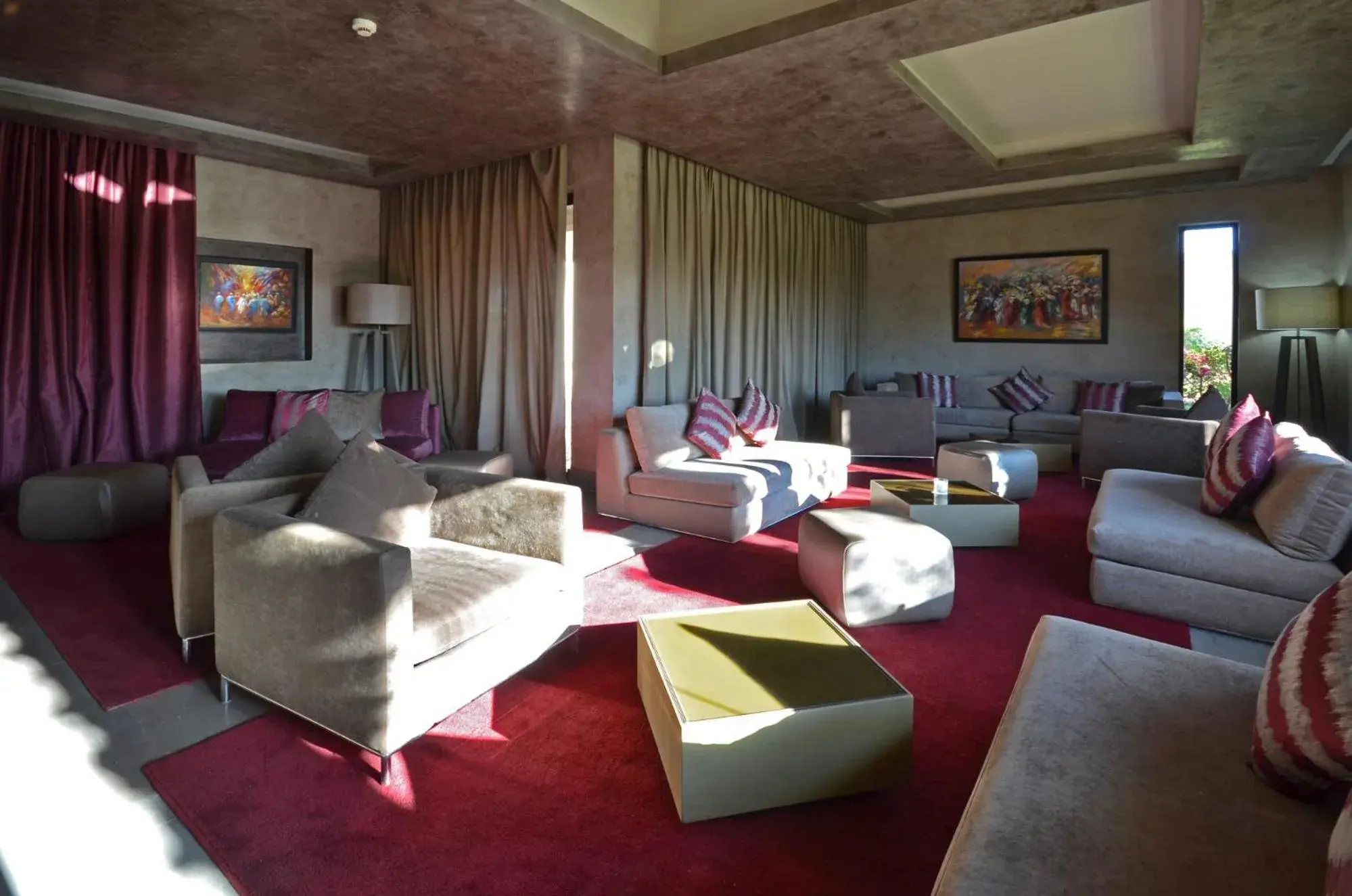 Communal lounge/ TV room, Seating Area in Sirayane Boutique Hotel & Spa Marrakech