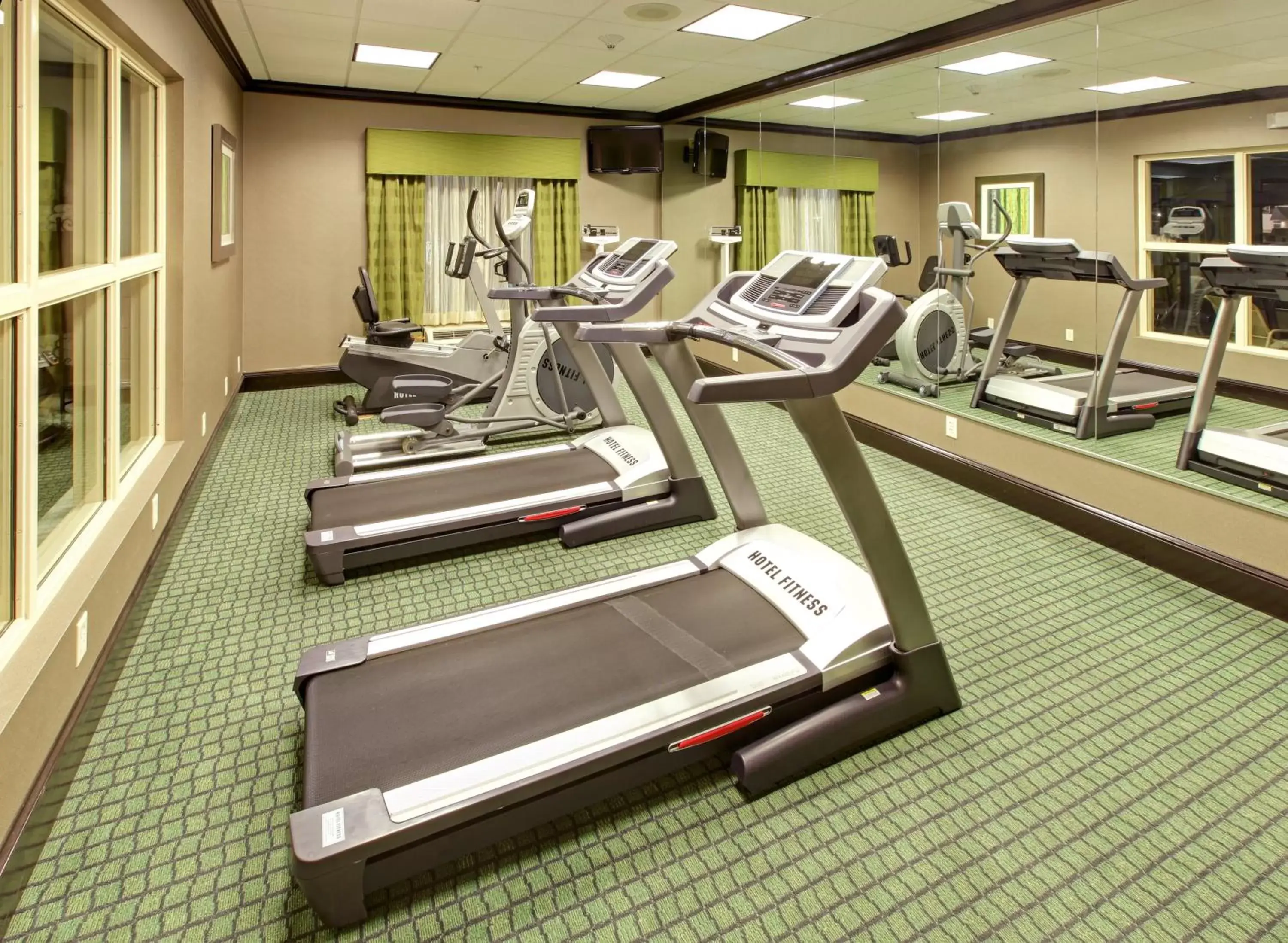 Fitness centre/facilities, Fitness Center/Facilities in Holiday Inn Express & Suites Covington, an IHG Hotel