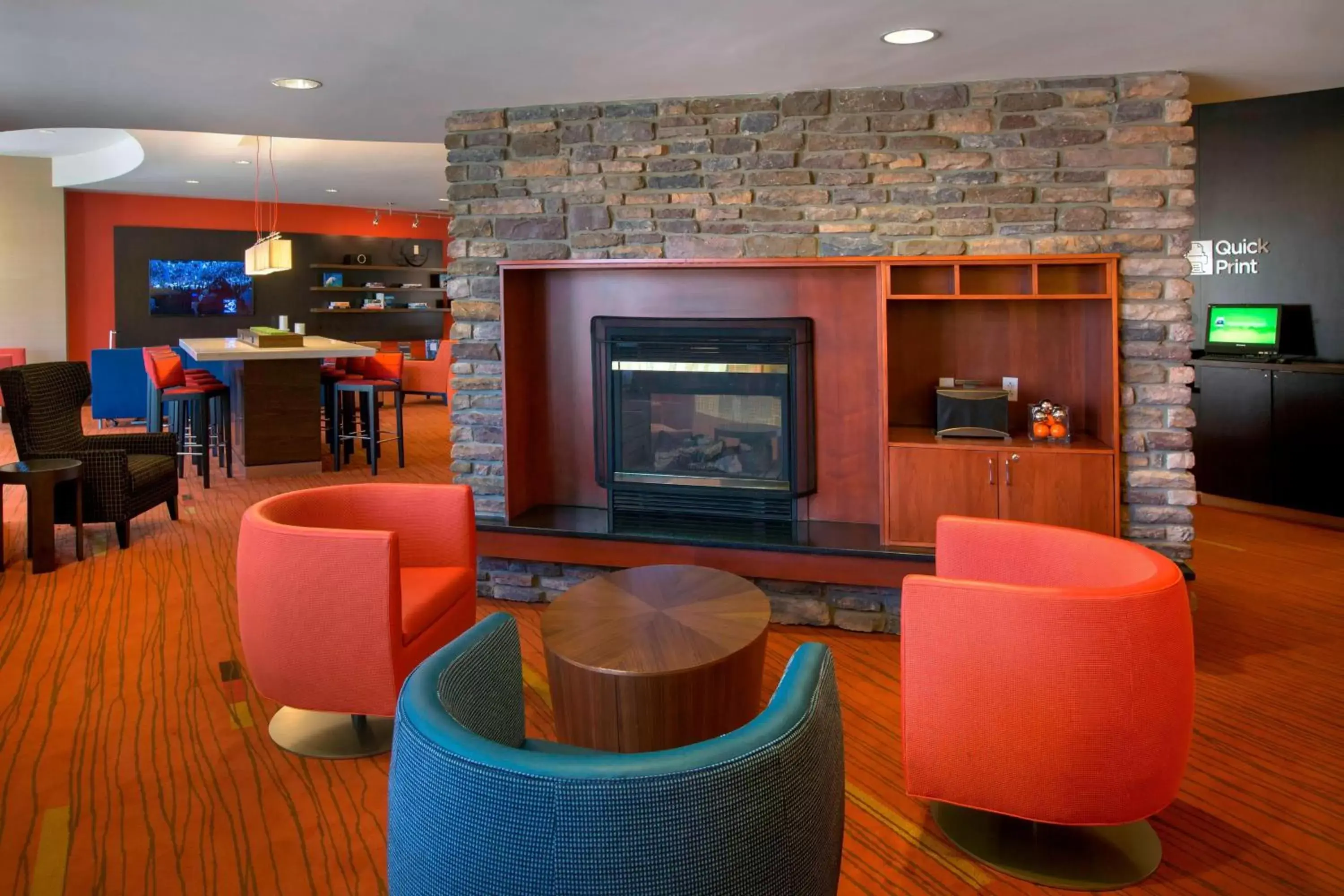 Lobby or reception, Lounge/Bar in Courtyard by Marriott Paramus